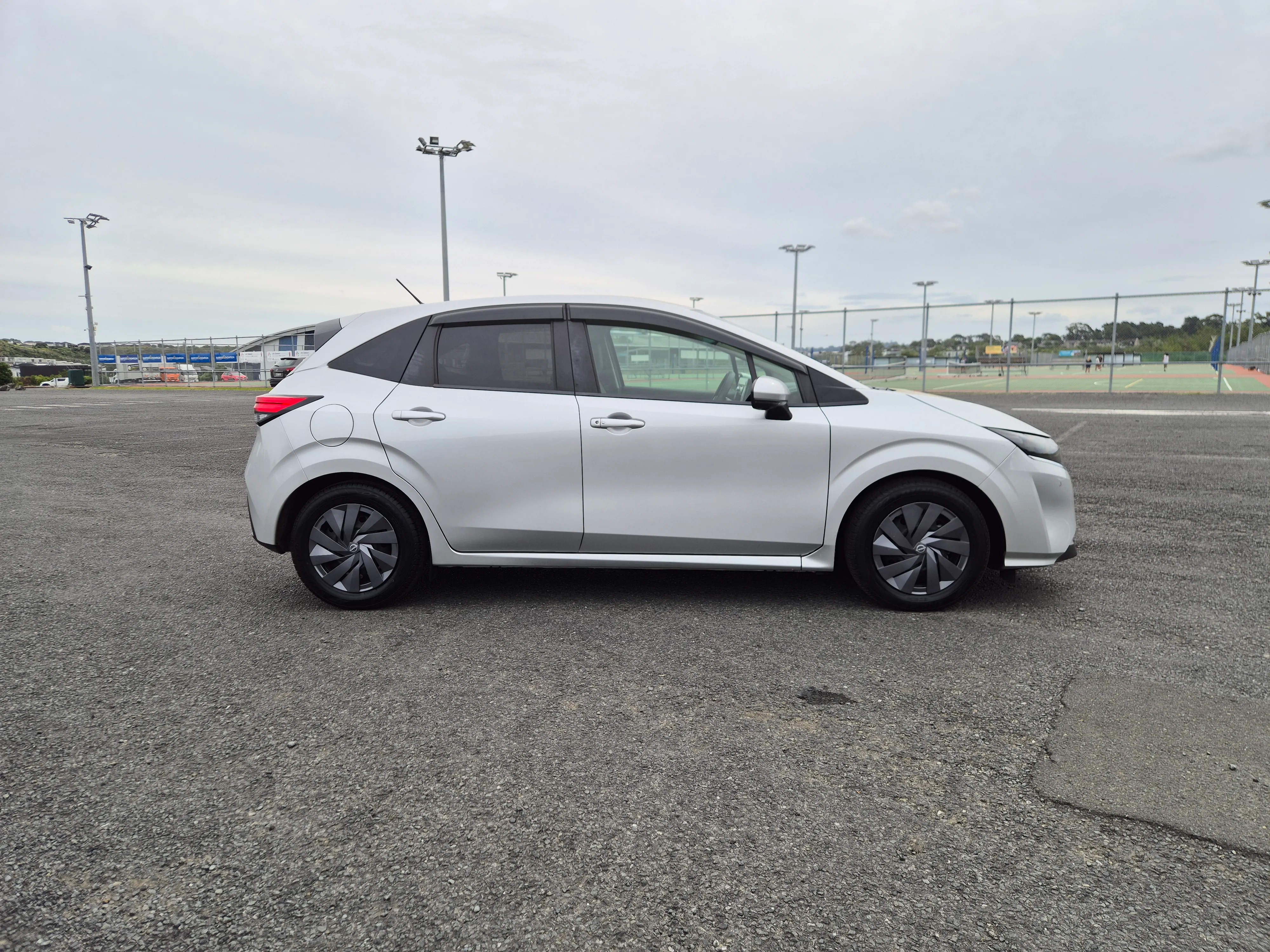 2022 Nissan Note E-Power (Hybrid) Carousel 2