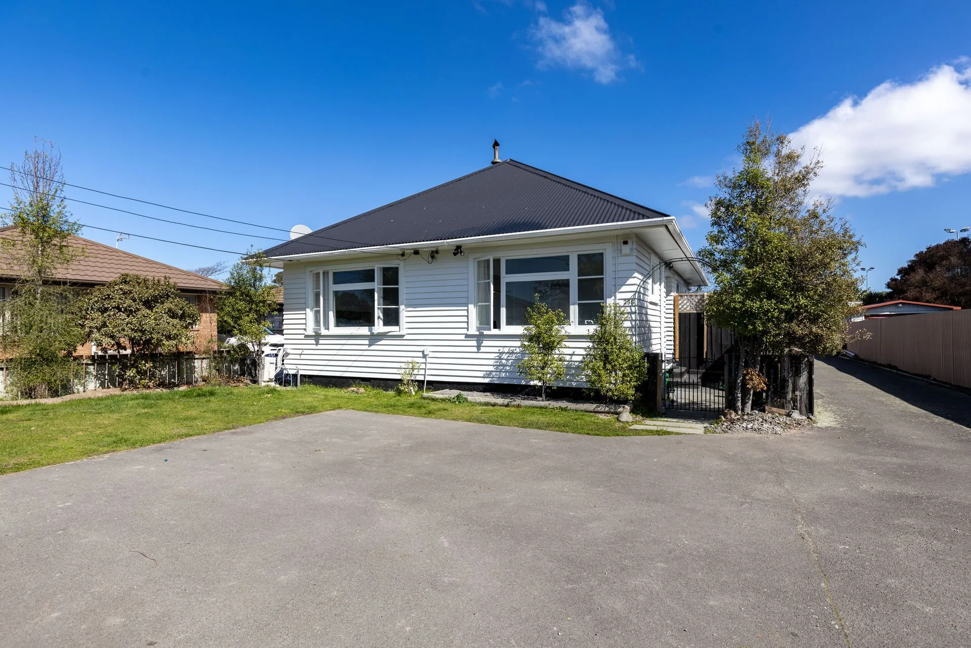 256 Breezes Road Wainoni, Christchurch City
