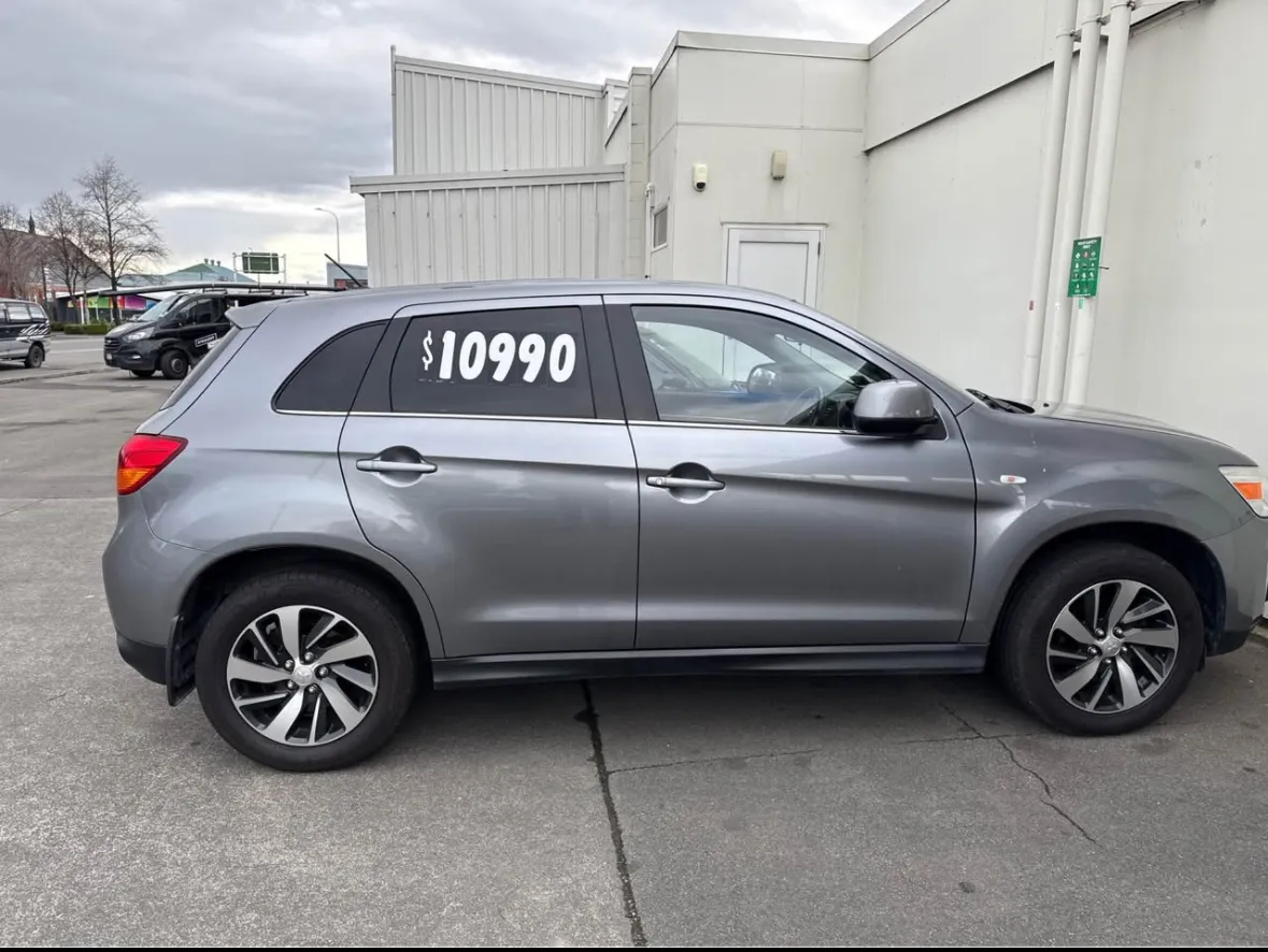 2015 ASX mitsubishi  Carousel 1