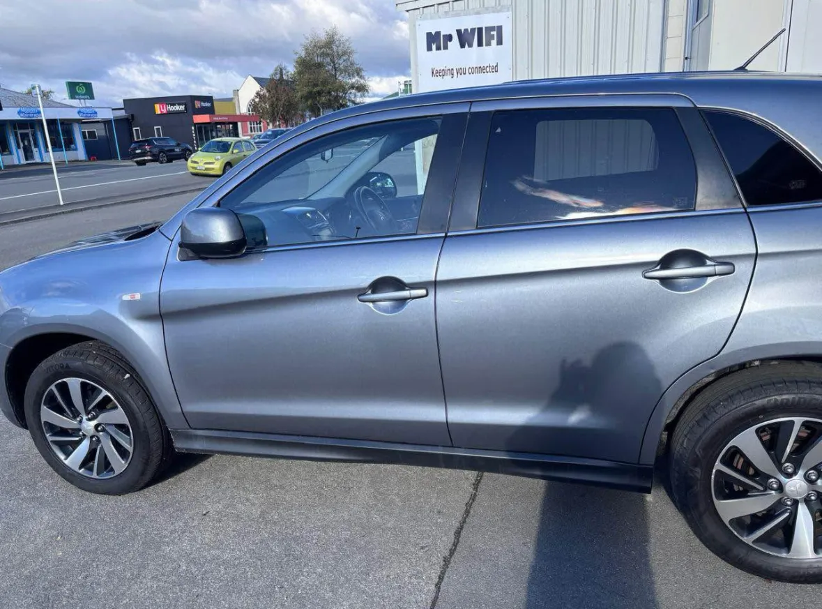 2015 ASX mitsubishi  Carousel 4