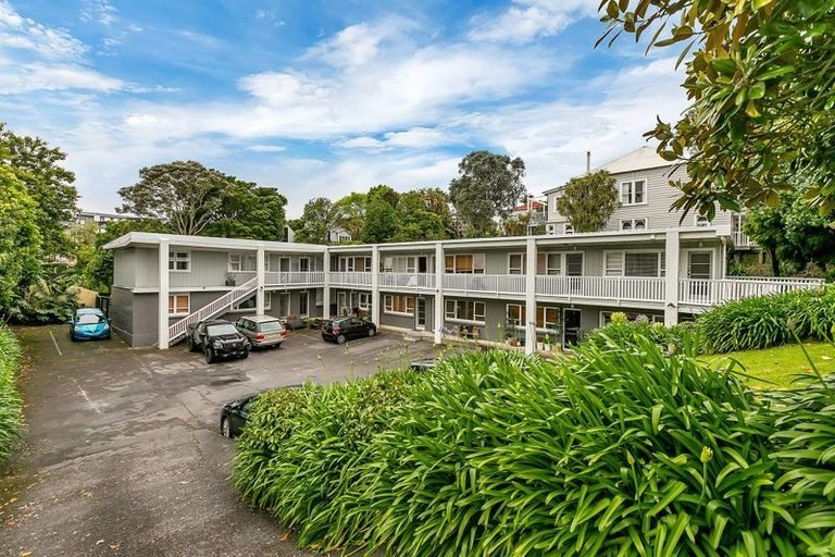 Grey Lynn, 1 bedroom Carousel 4