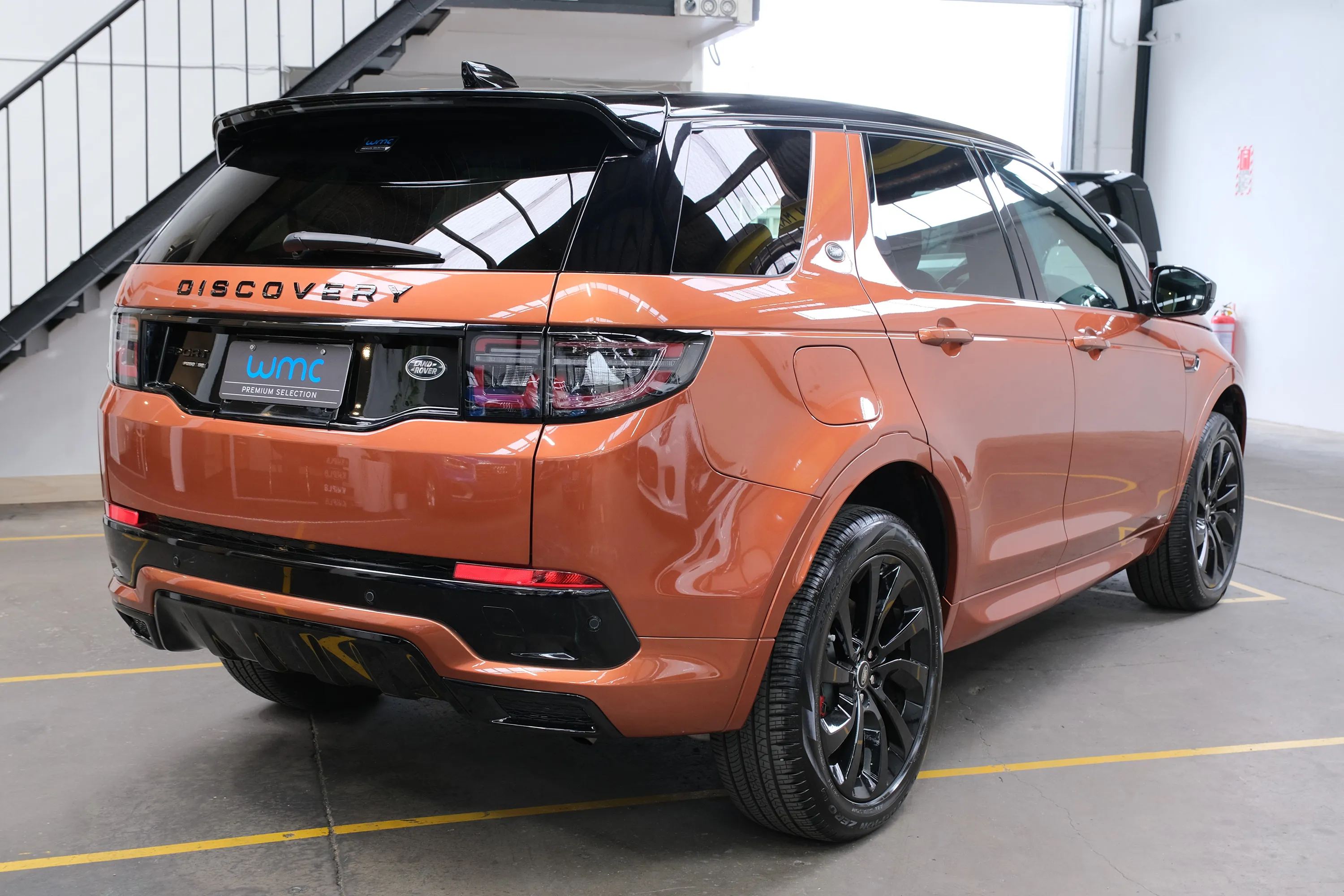 Land Rover Discovery Sport (7-Seater) Carousel 4