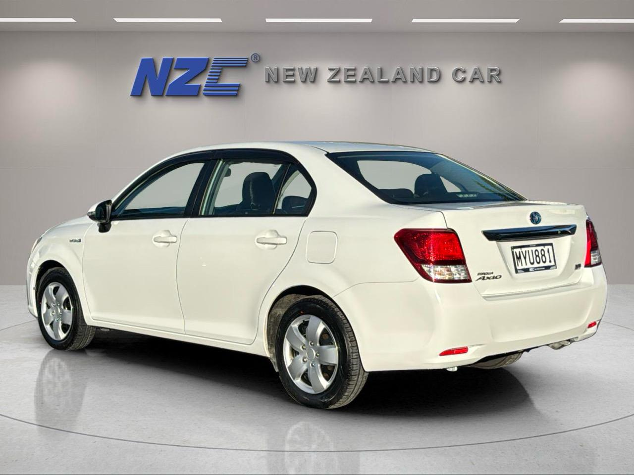 🔥Toyota Corolla 🔥-the perfect city car is here! 🏙️🚗 Carousel 5