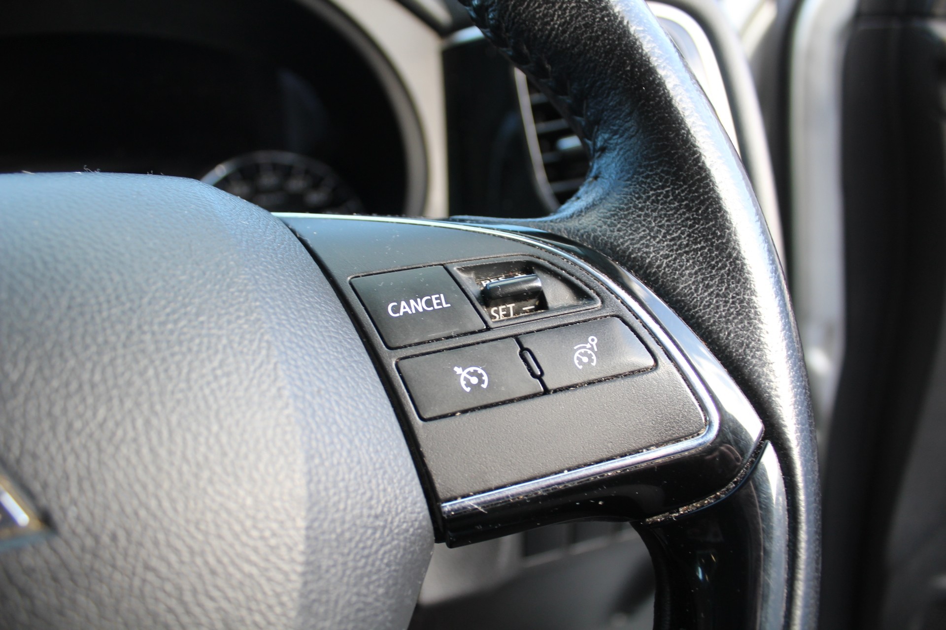 2020 Mitsubishi Outlander LS 2.4 4WD Auto Carousel 17