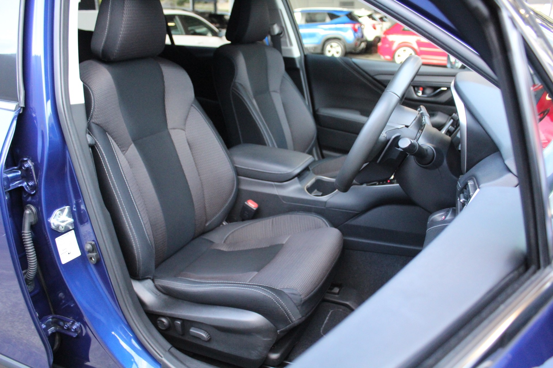 2024 Subaru Outback Sport 2.5 AWD Auto Carousel 8