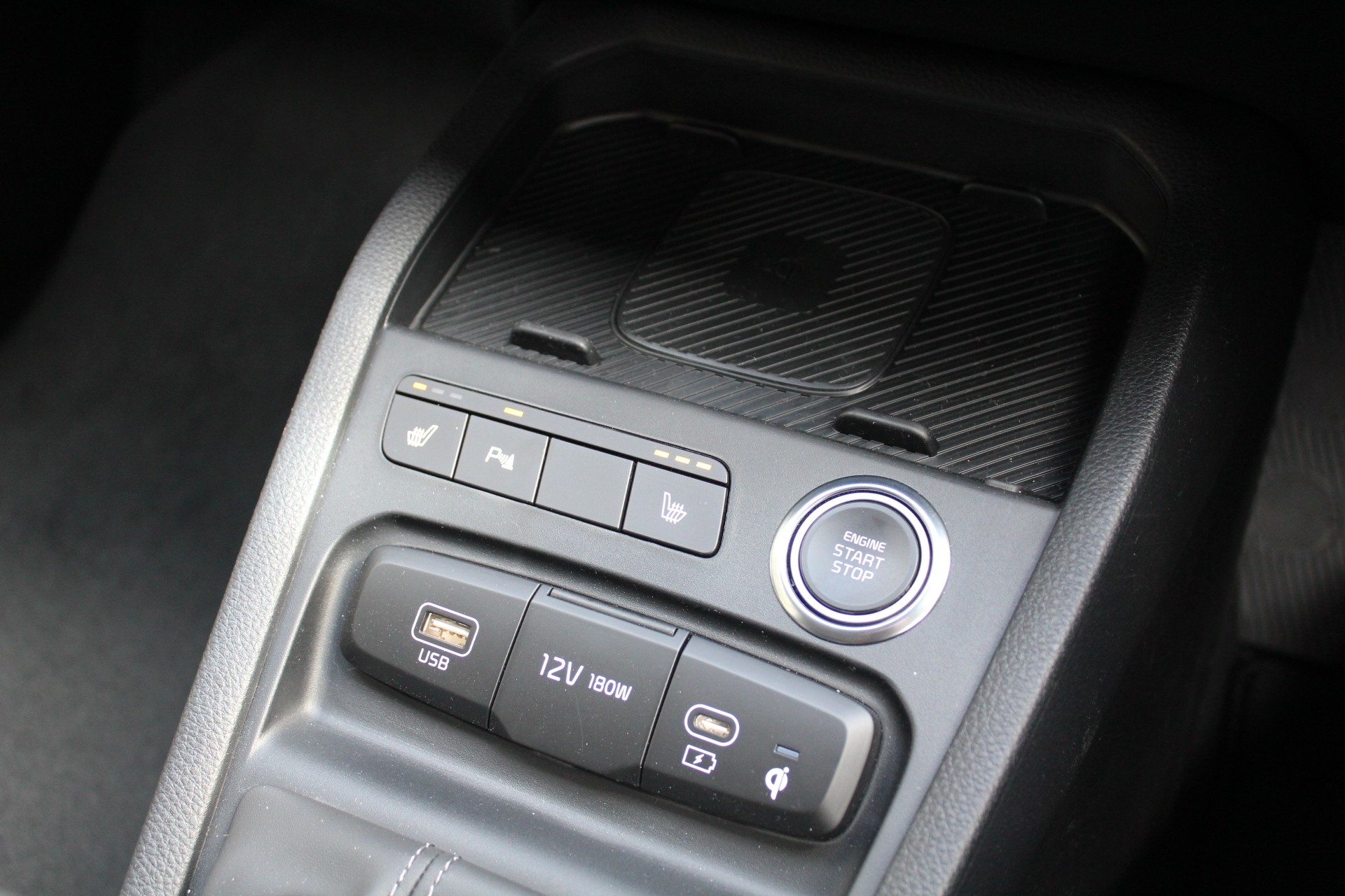 2026 Kia Stonic GT-LINE 1.0 Turbo Auto Carousel 11