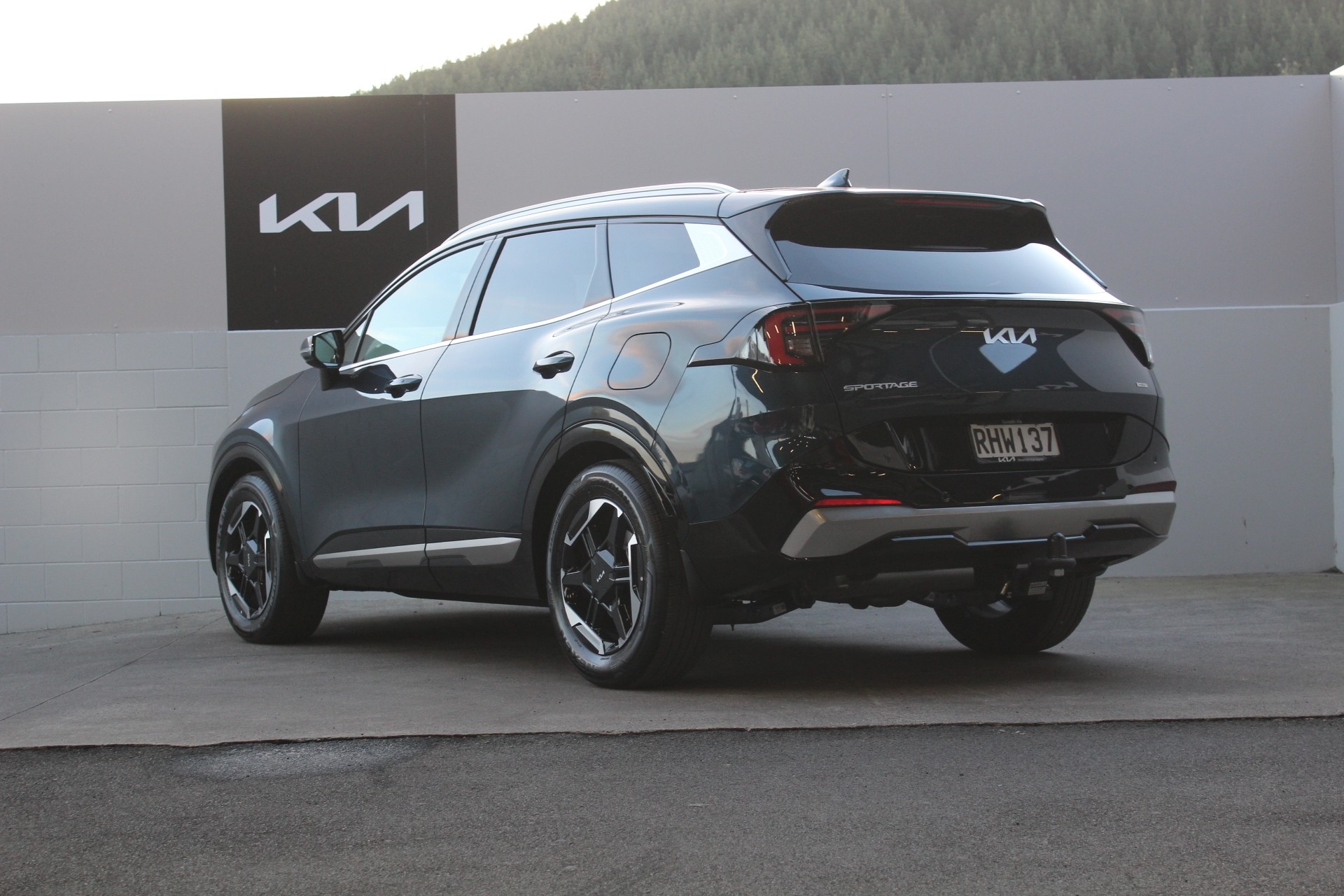 2025 Kia Sportage HEV Earth AWD 1.6 Turbo Petrol Carousel 2