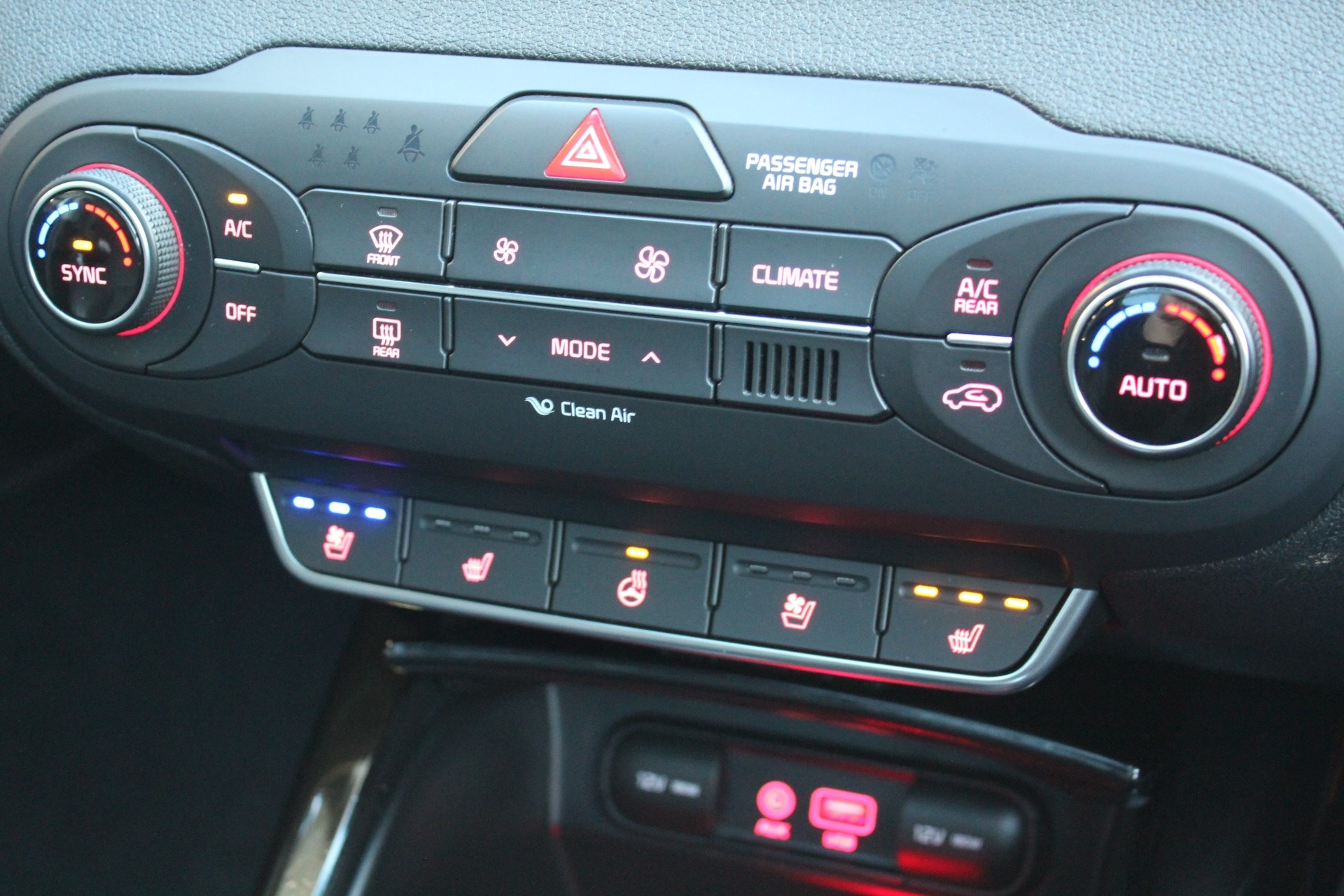2015 Kia Sorento Premium 2.2 Turbo Diesel 4WD Carousel 14