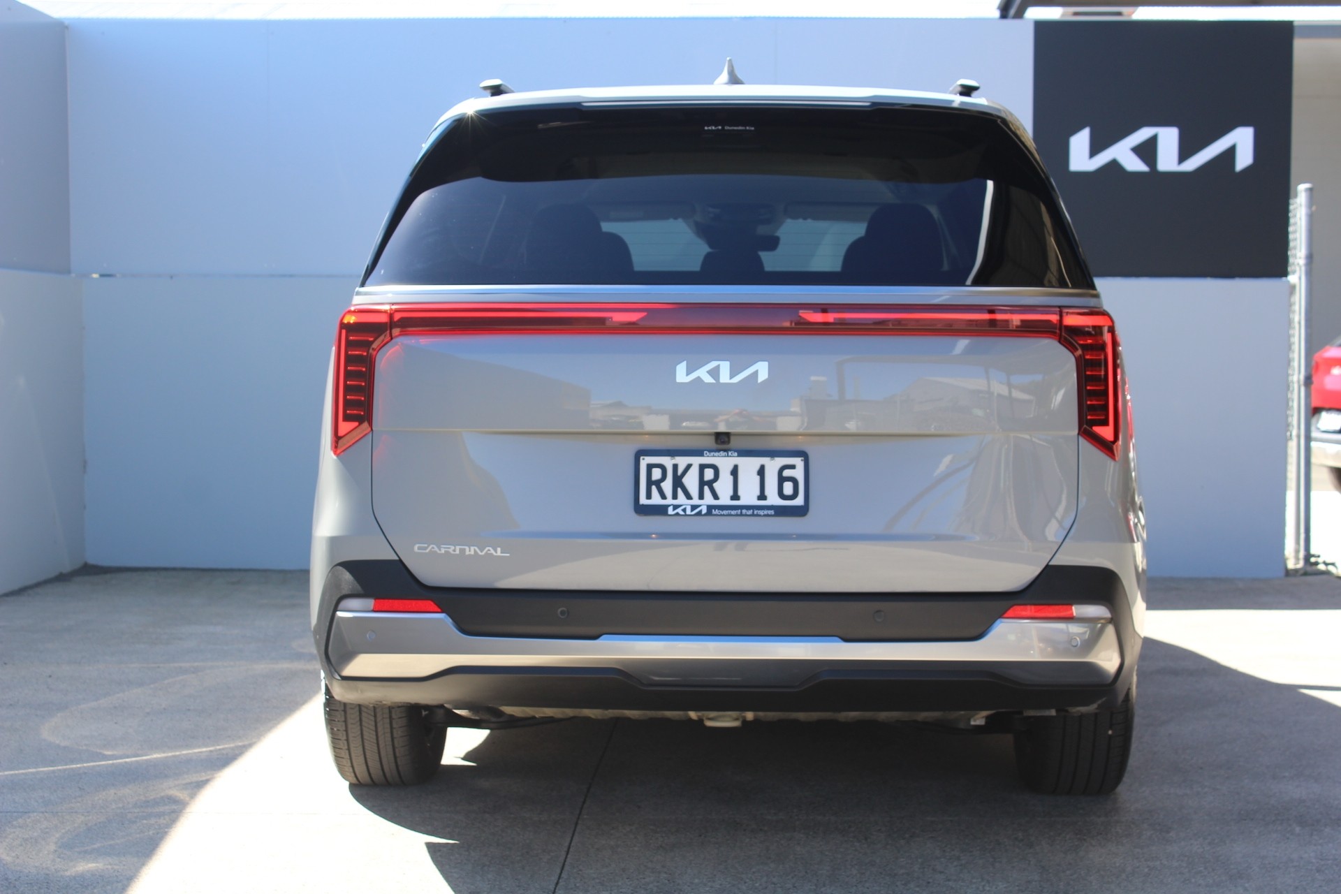 2025 Kia Carnival Premium 2.2L Turbo Diesel 8-Seat Carousel 3