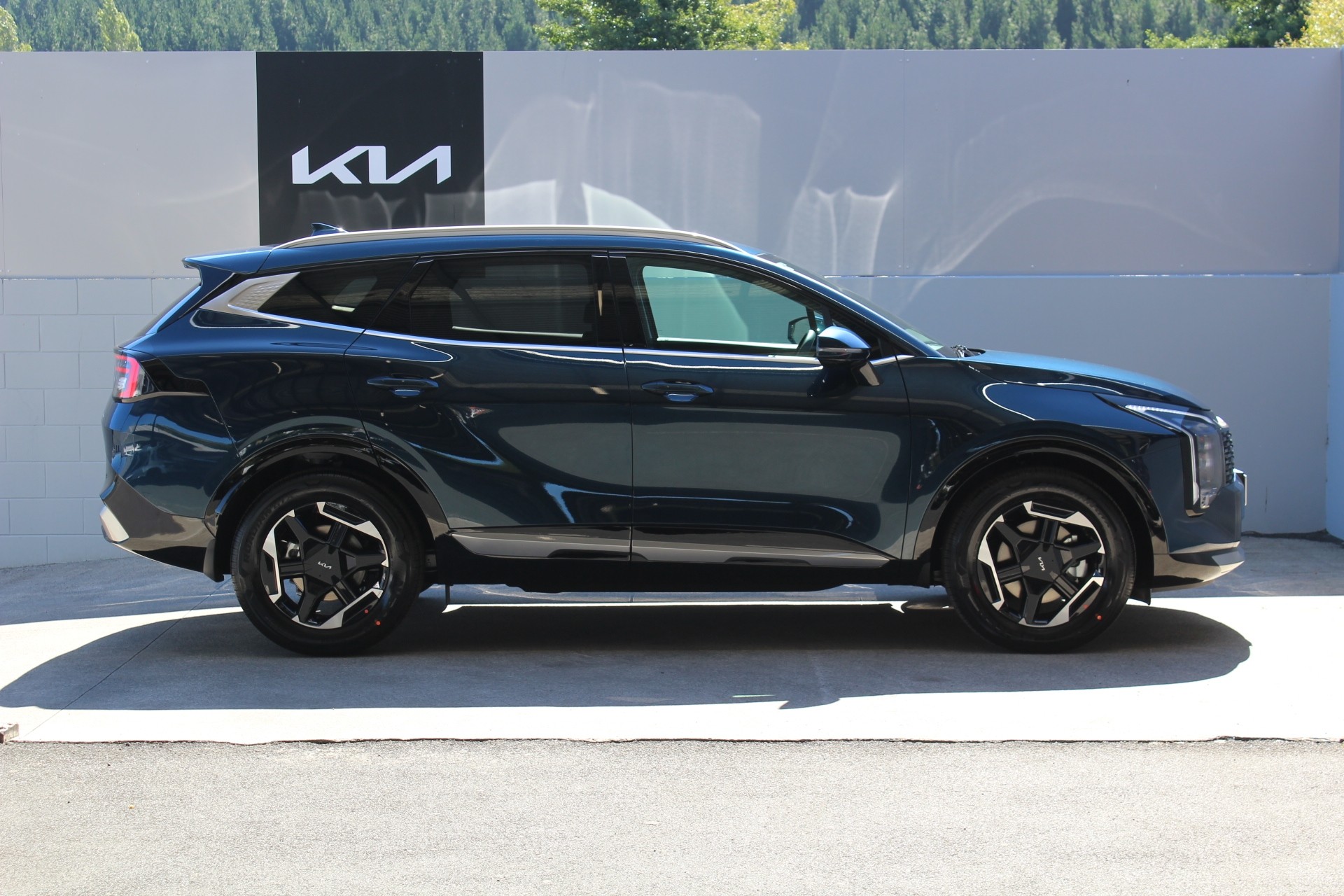 2026 Kia Sportage HEV Earth 2WD 1.6 Turbo Petrol Carousel 1