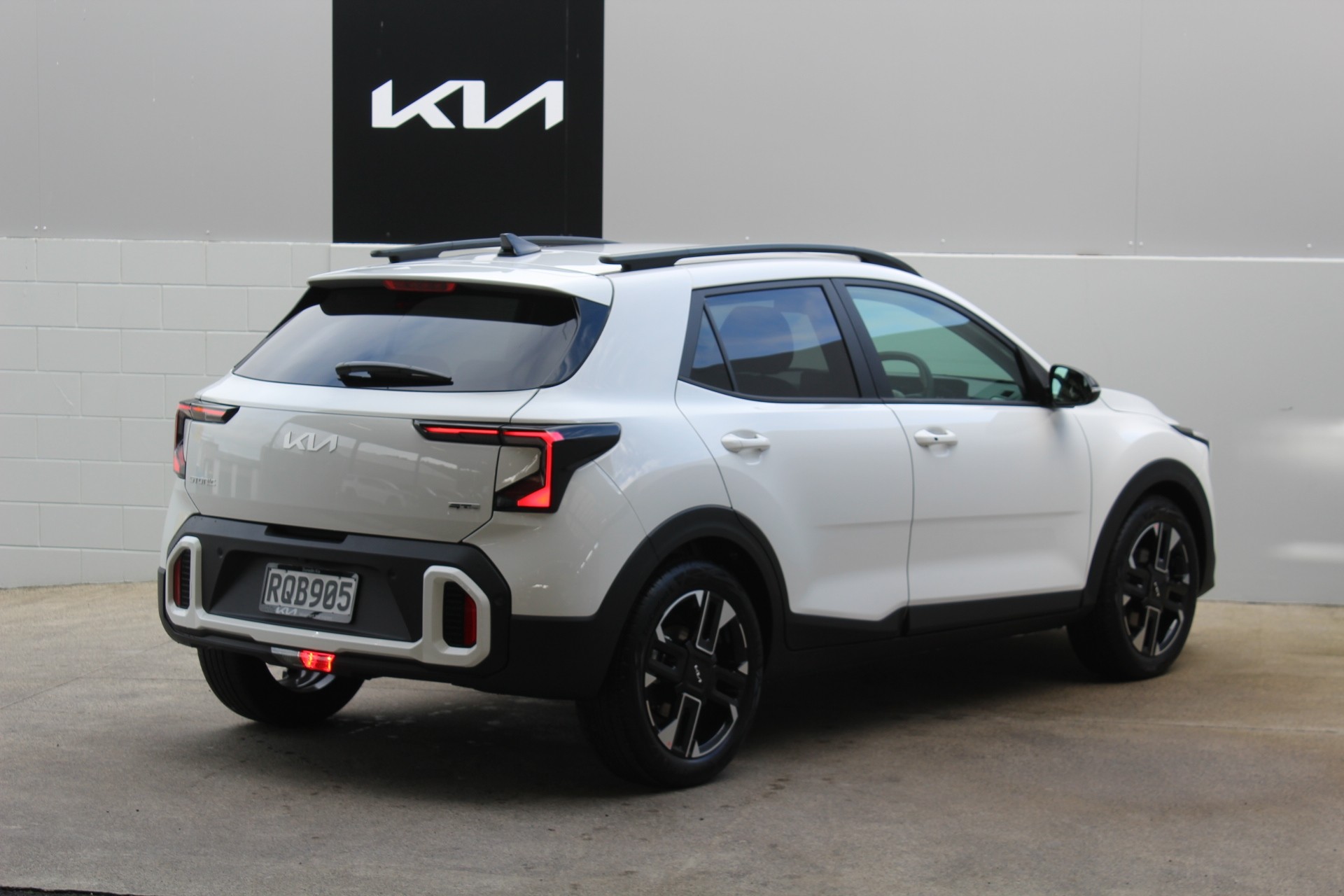 2026 Kia Stonic GT-LINE 1.0 Turbo Auto Carousel 2