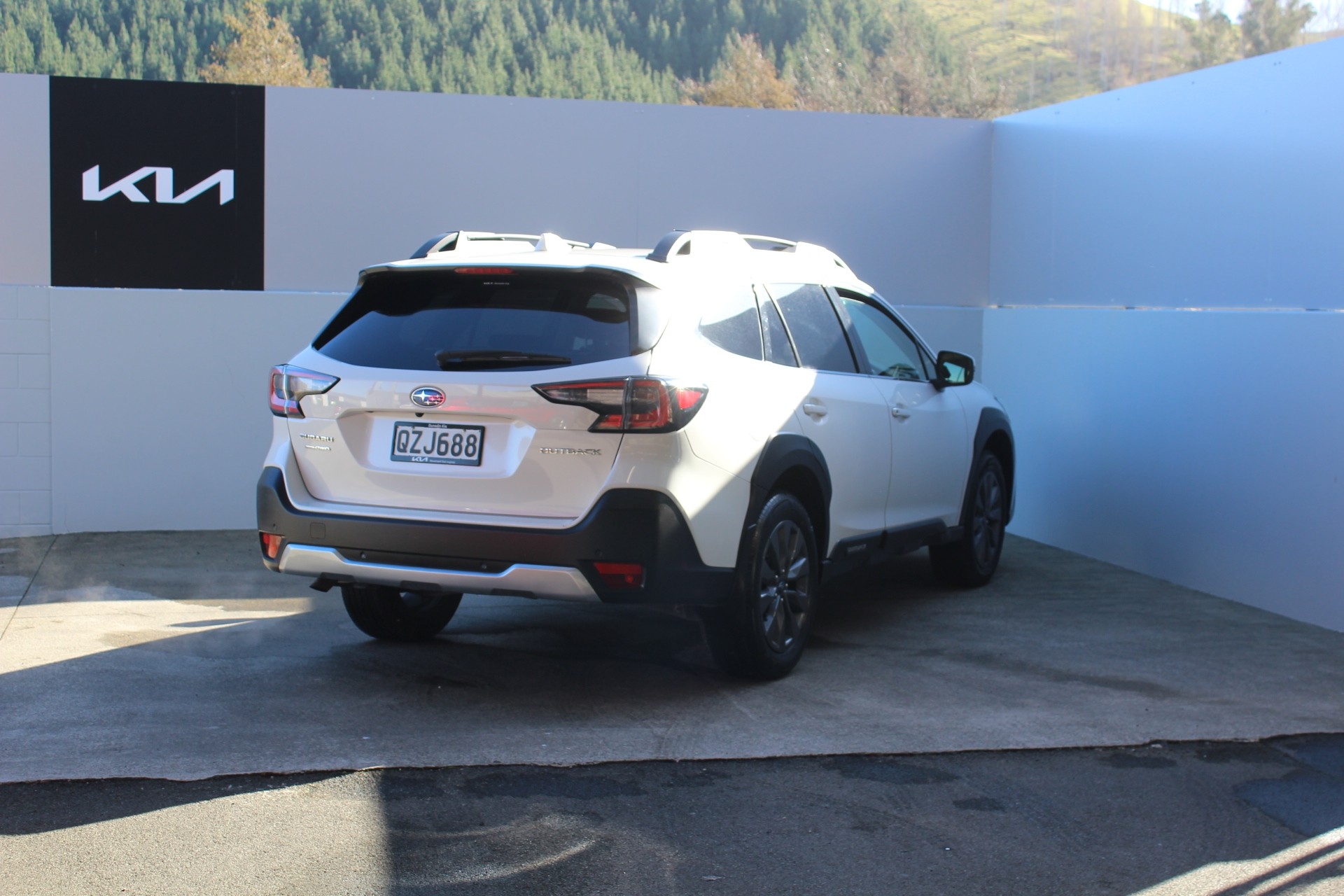 2024 Subaru Outback Sport 2.5 AWD Auto Carousel 2