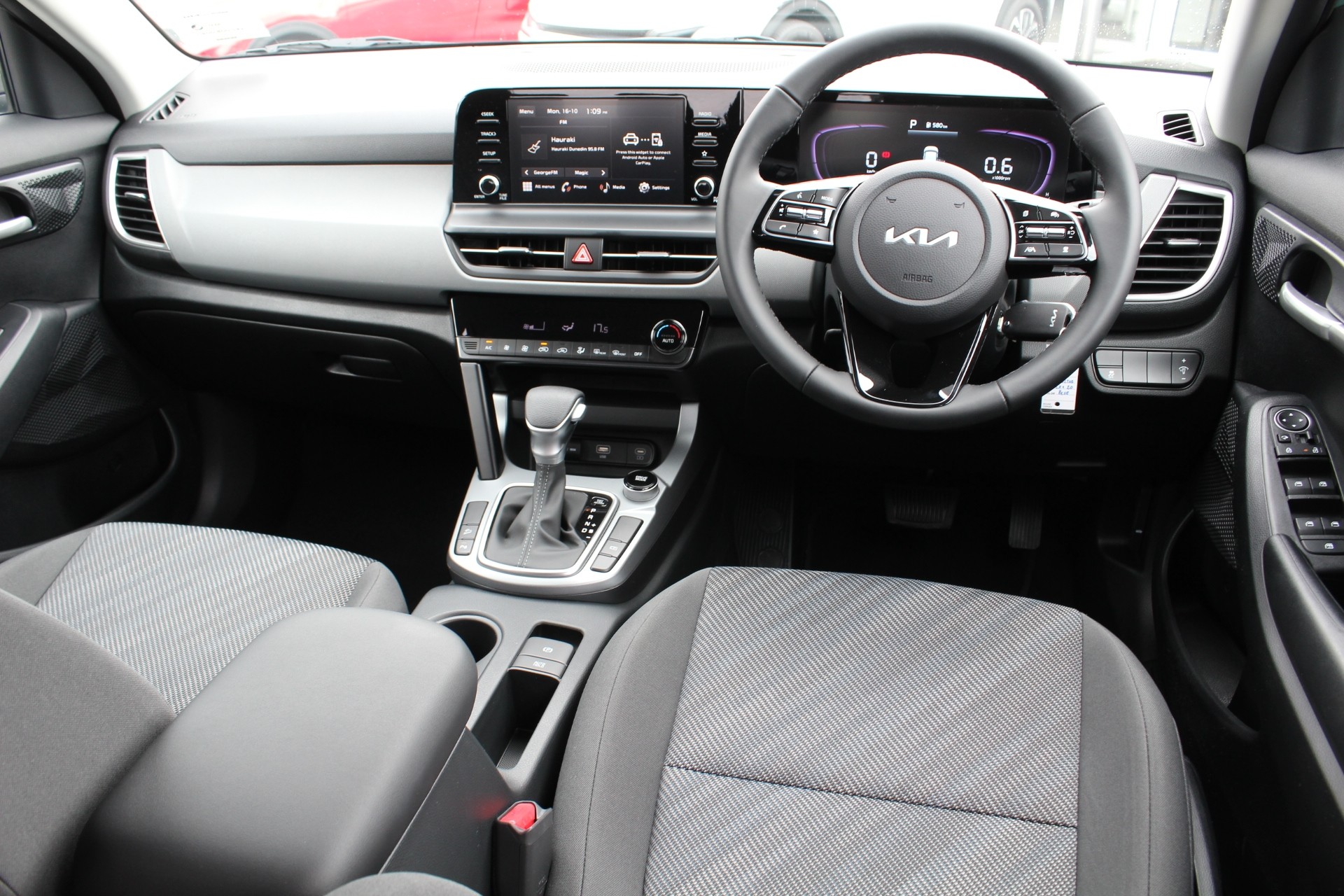 2026 Kia Seltos LX Plus 2.0 2WD SUV Carousel 8