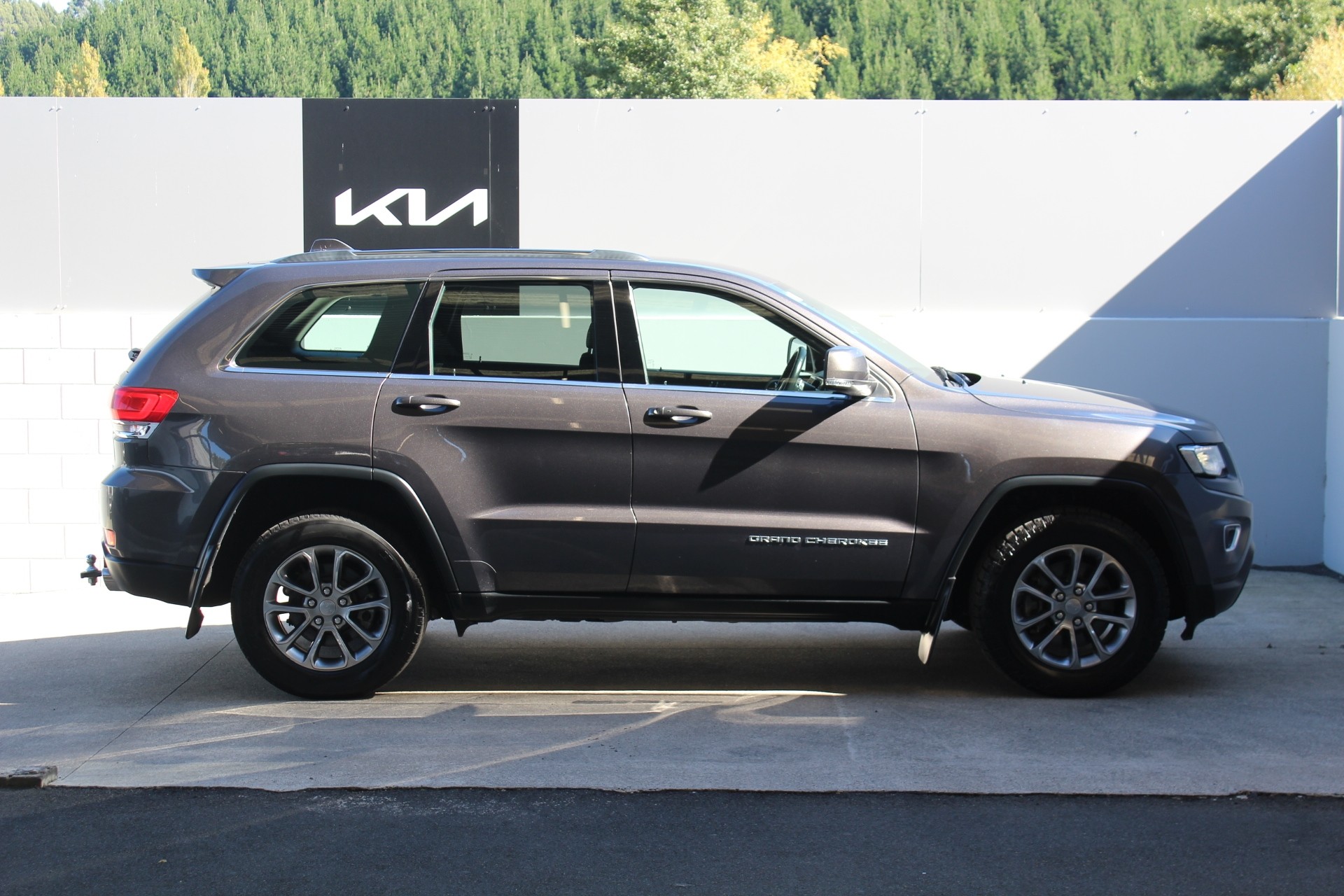 2014 Jeep Grand Cherokee Laredo 4x4 3.0DT Carousel 1