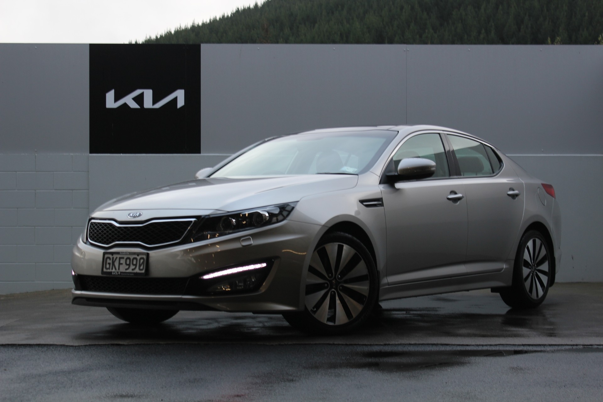 2012 Kia Optima 2.4 Limited Carousel 2