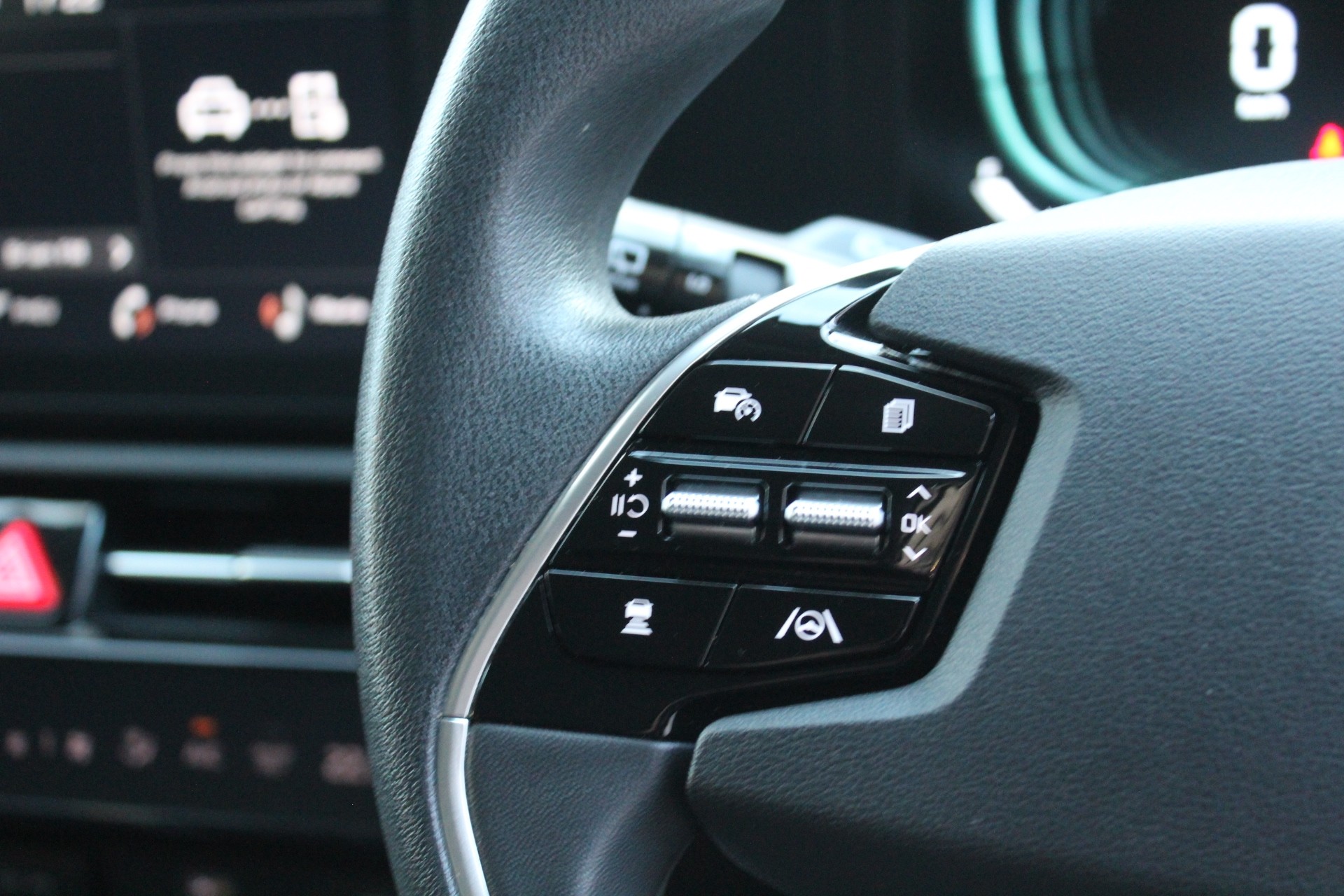 2023 Kia Niro PHEV Light 1.6L Carousel 18