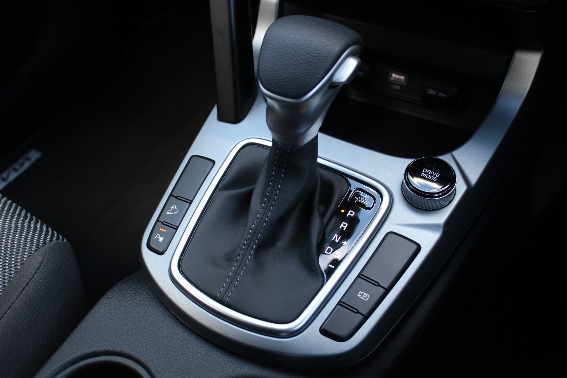 2025 Kia Seltos LX 2.0 Auto Carousel 16