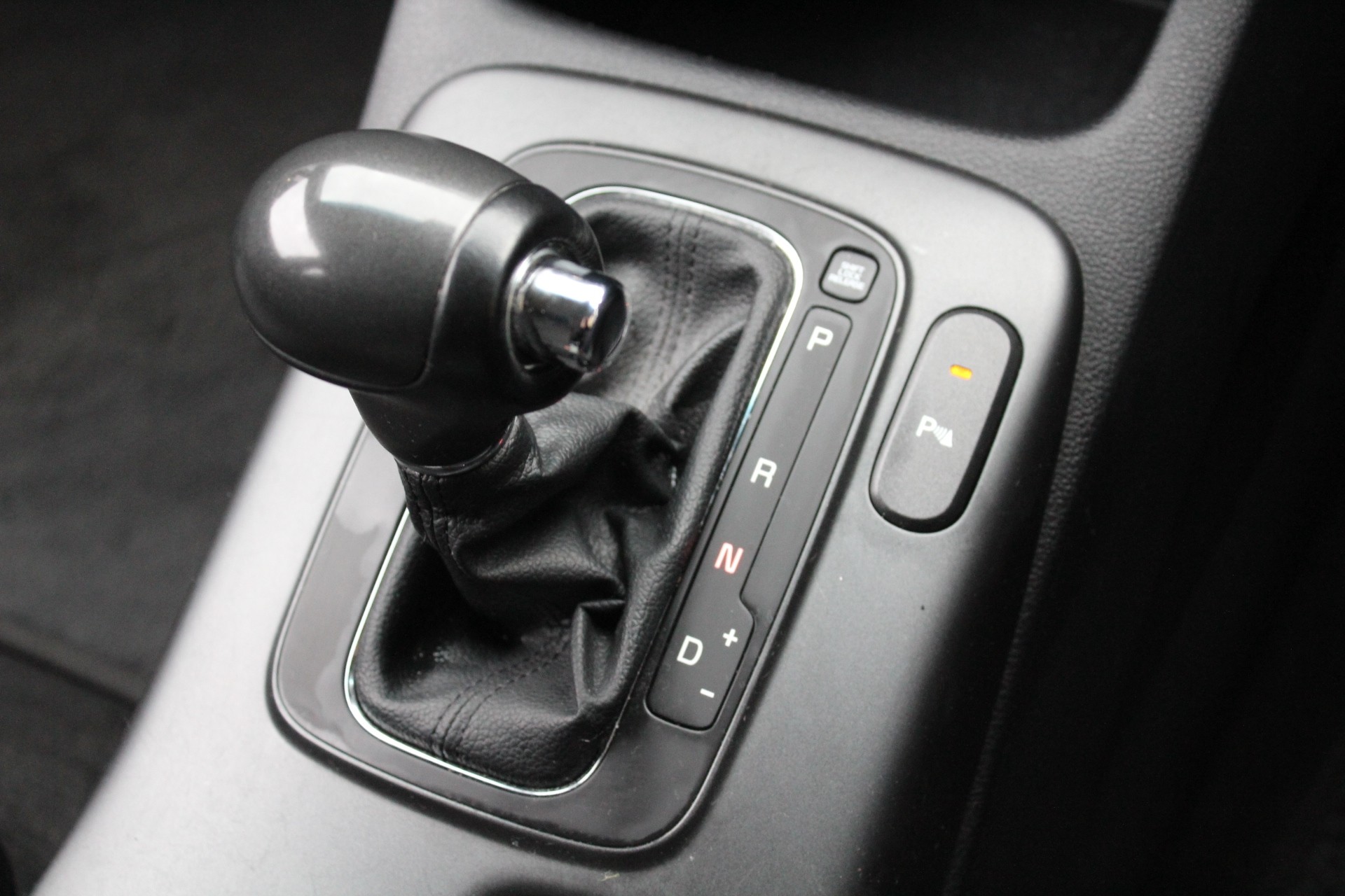 2015 Kia Cerato LX 1.8L Petrol Carousel 15