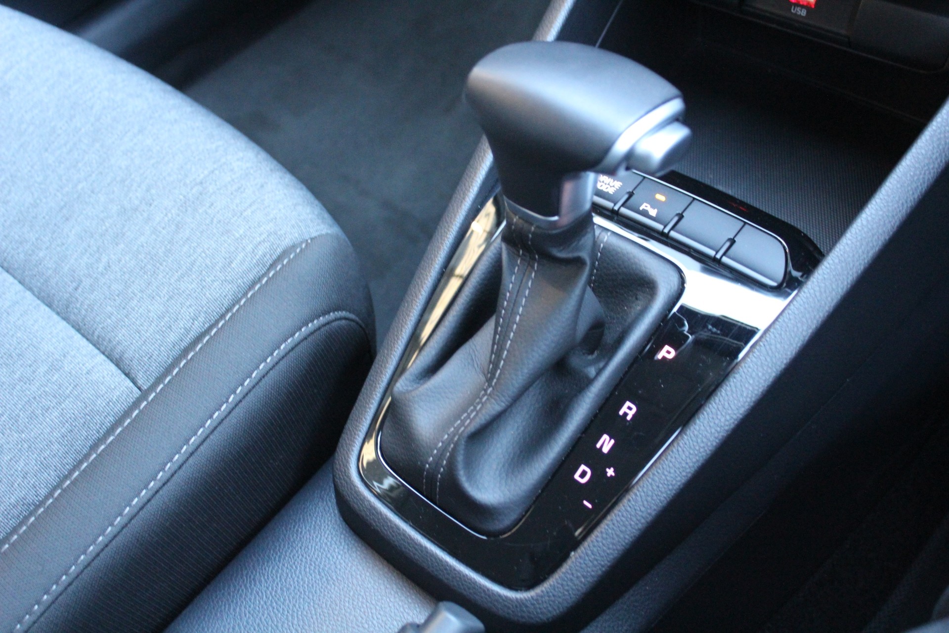2025 Kia Stonic SX 1.0 Turbo Auto Carousel 16