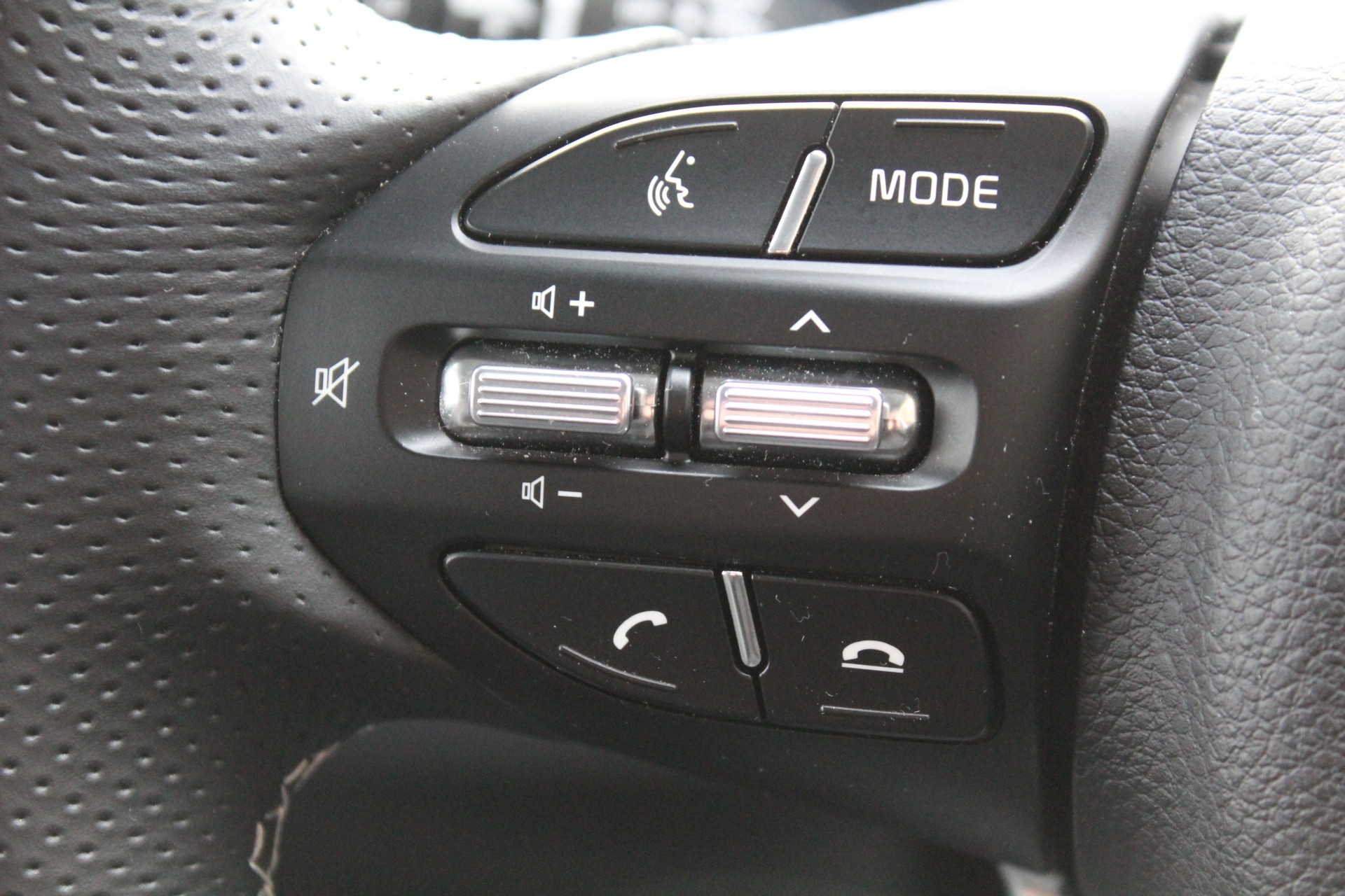 2025 Kia Stonic LX-T Petrol Turbo Auto Carousel 16