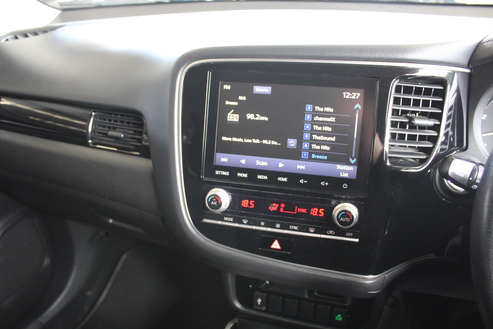 2021 Mitsubishi Outlander LS 2.4 2WD 7-SEAT Carousel 12