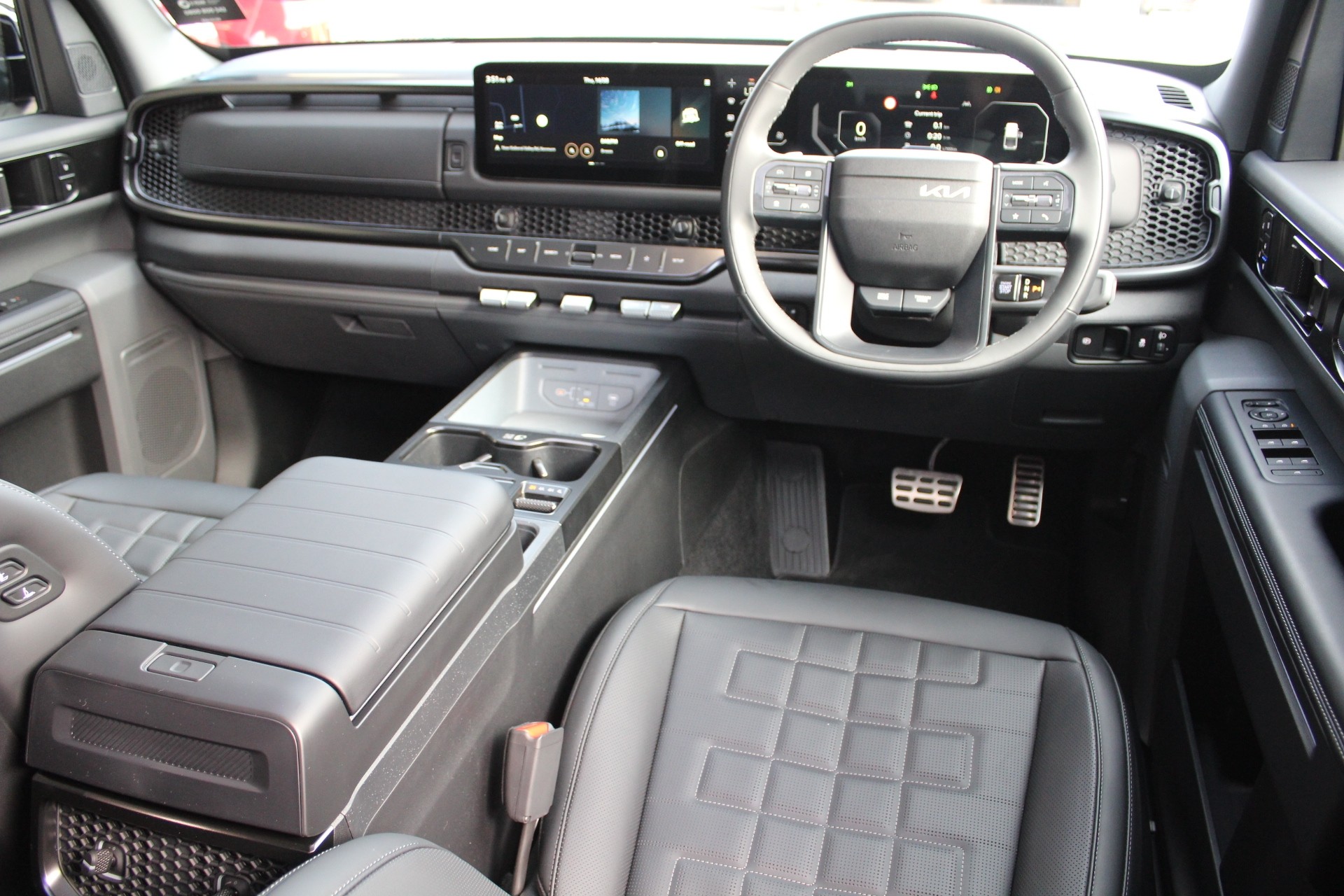 2026 Kia Tasman X-Pro 2.2 Diesel 4WD Dual Cab Wellside Carousel 8