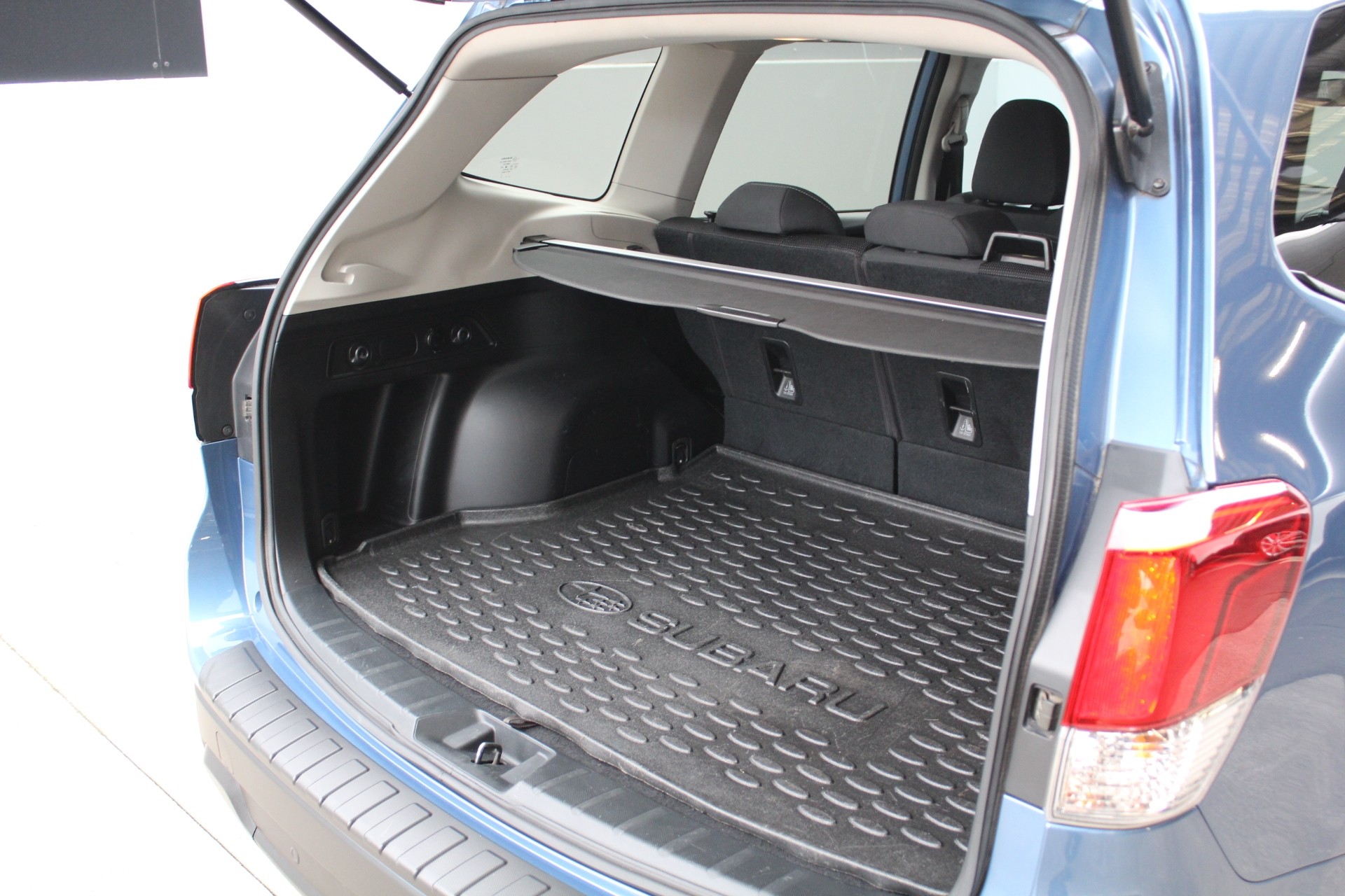 2018 Subaru Forester 2.5 AWD Auto Carousel 18