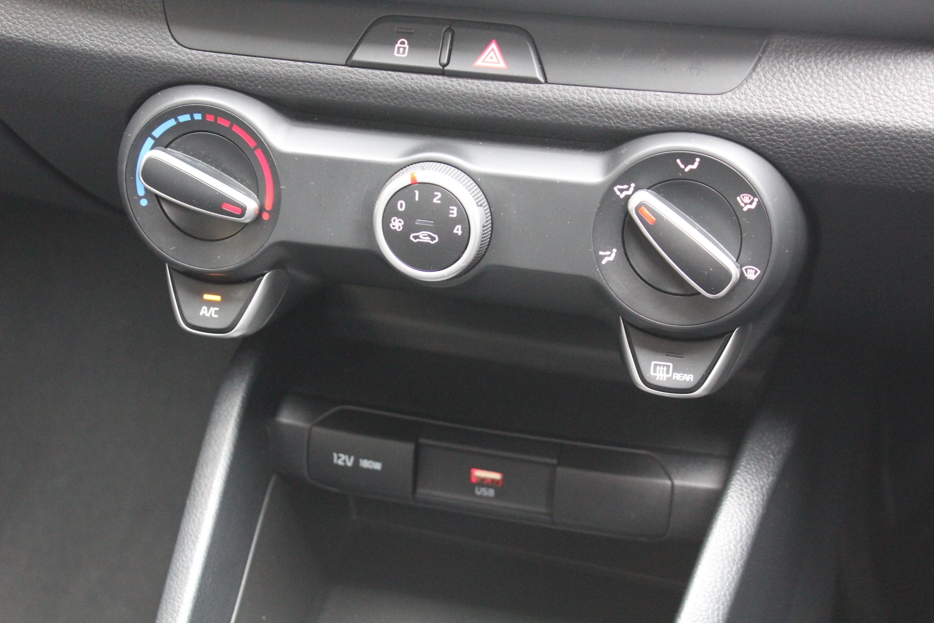 2025 Kia Stonic SX 1.0L Turbo Auto Carousel 15