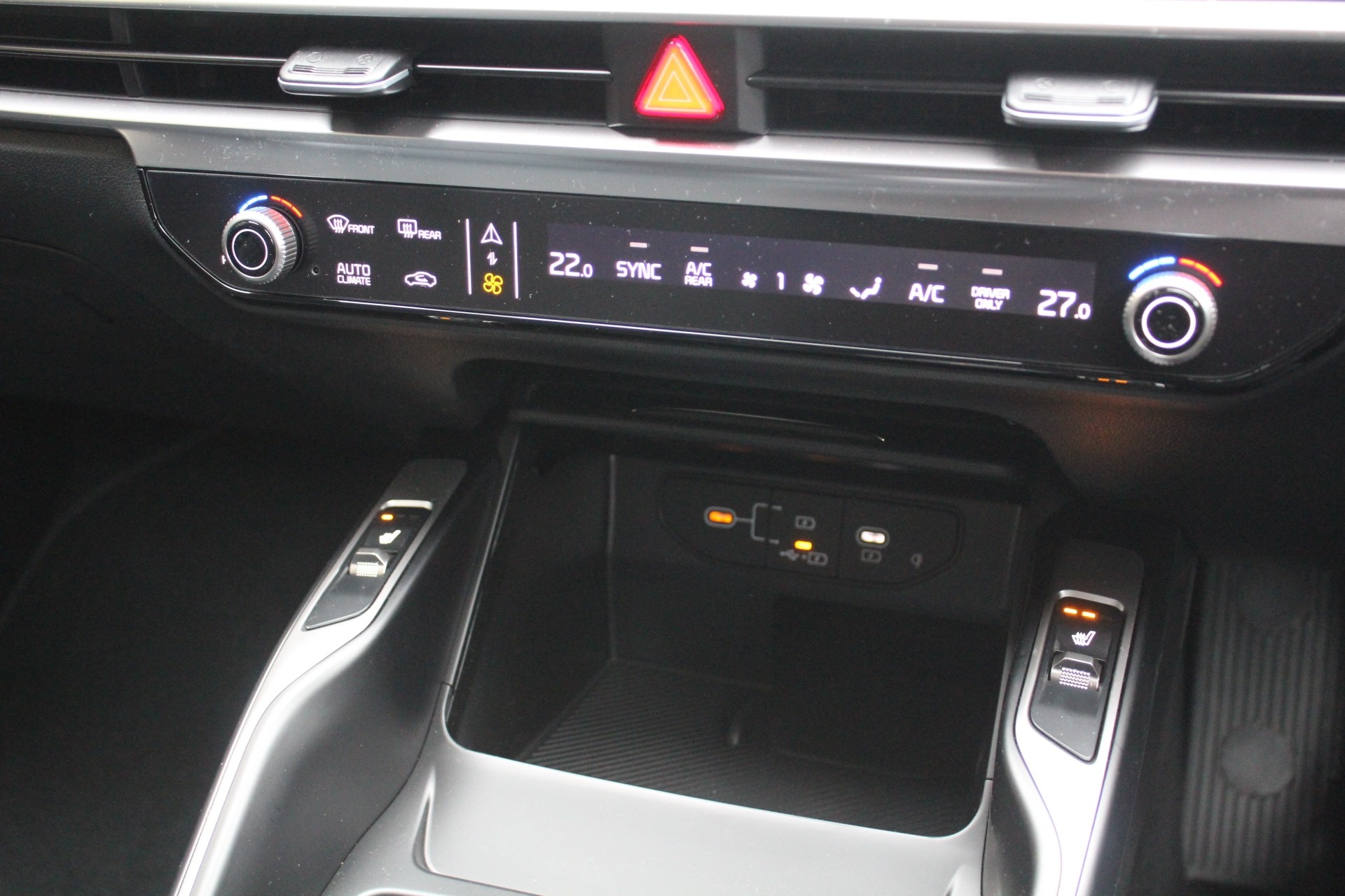 2026 Kia Sorento HEV Earth 1.6P AWD Carousel 14