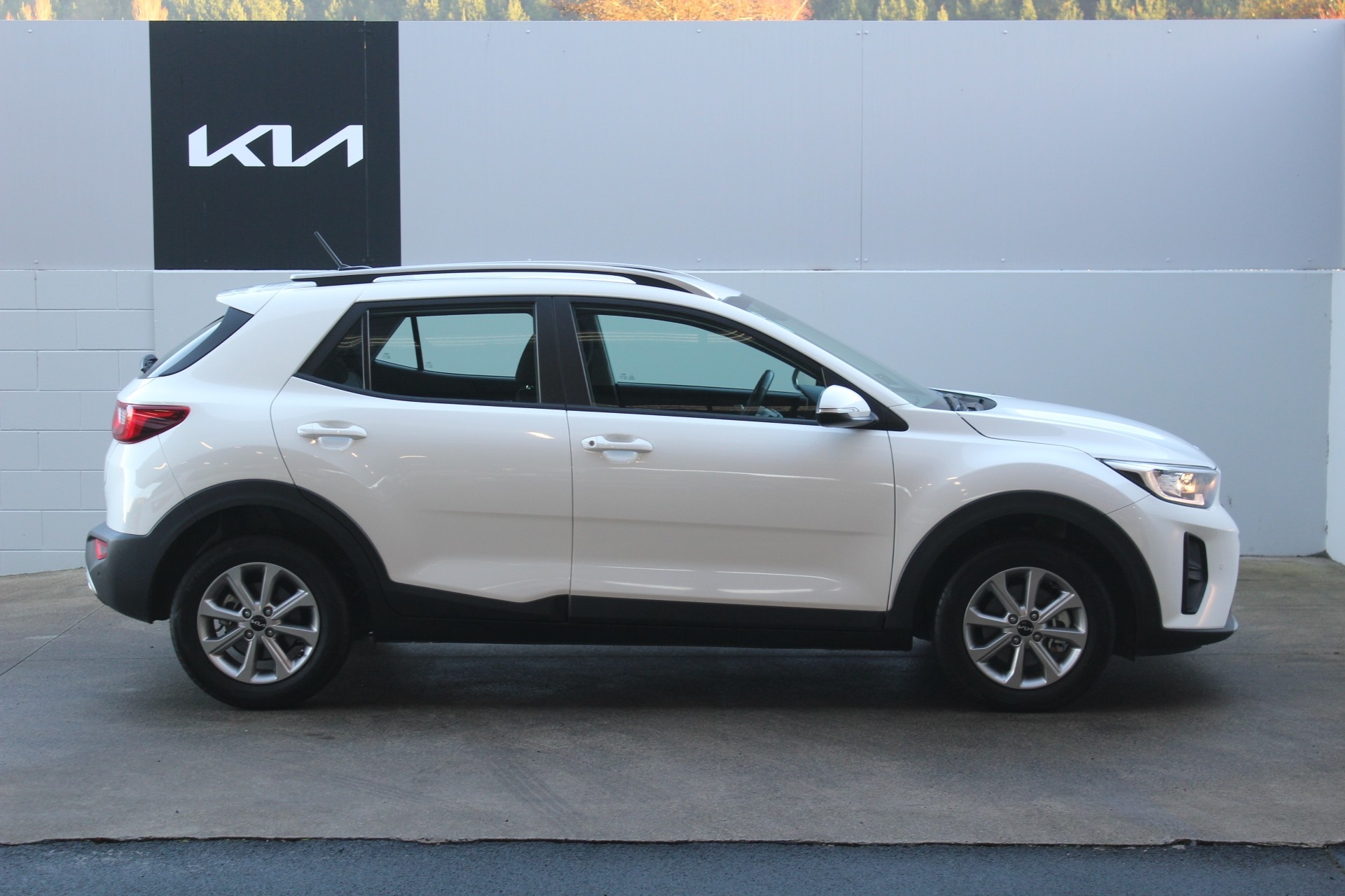 2025 Kia Stonic SX 1.0 Turbo Auto Carousel 1