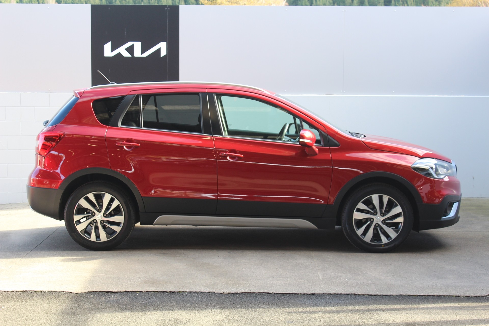 2017 Suzuki SX4 S-CROSS Prestige 1.4 Petrol Turbo Auto Carousel 1