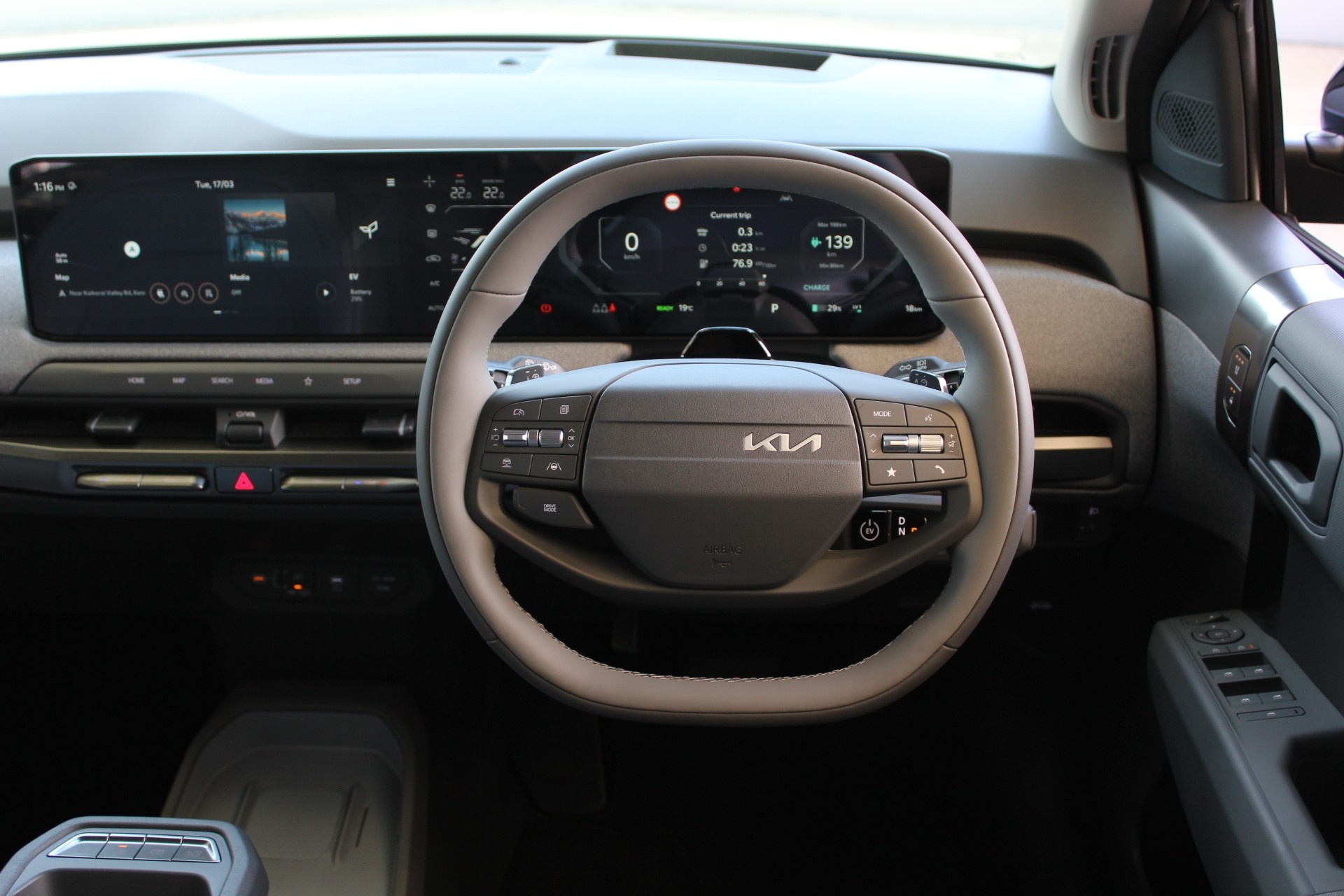 2026 Kia EV3 Earth 2WD LR Carousel 7