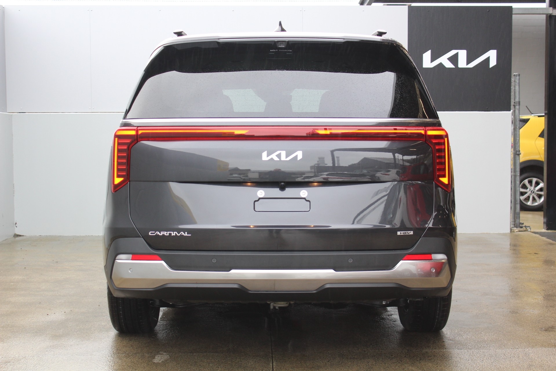 2026 Kia Carnival Water HEV 1.6 Turbo Petrol Carousel 3