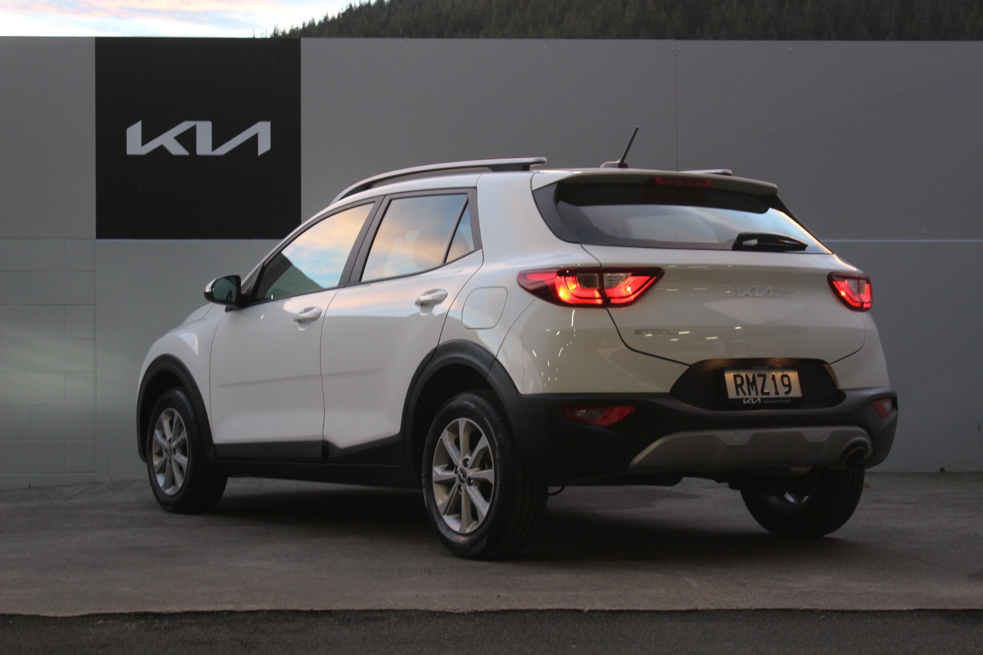 2025 Kia Stonic SX 1.0L Turbo Auto Carousel 2