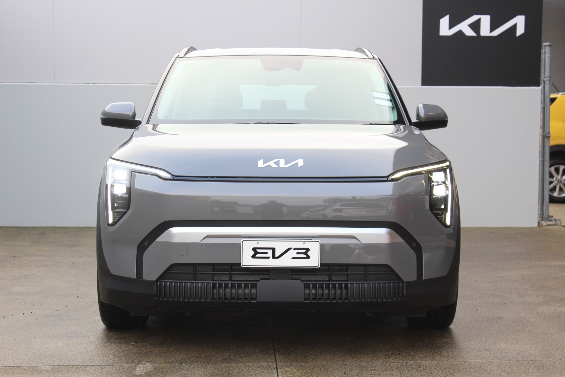 2026 Kia EV3 Light Long Range 2WD 81KWH Carousel 5