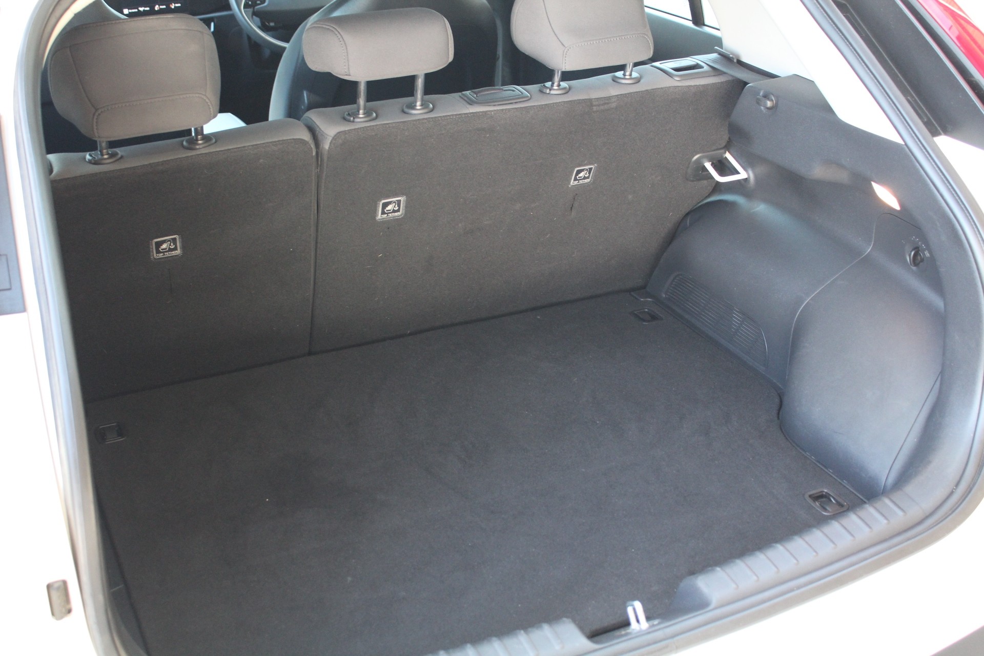 2023 Kia Niro PHEV Light 1.6L Carousel 8