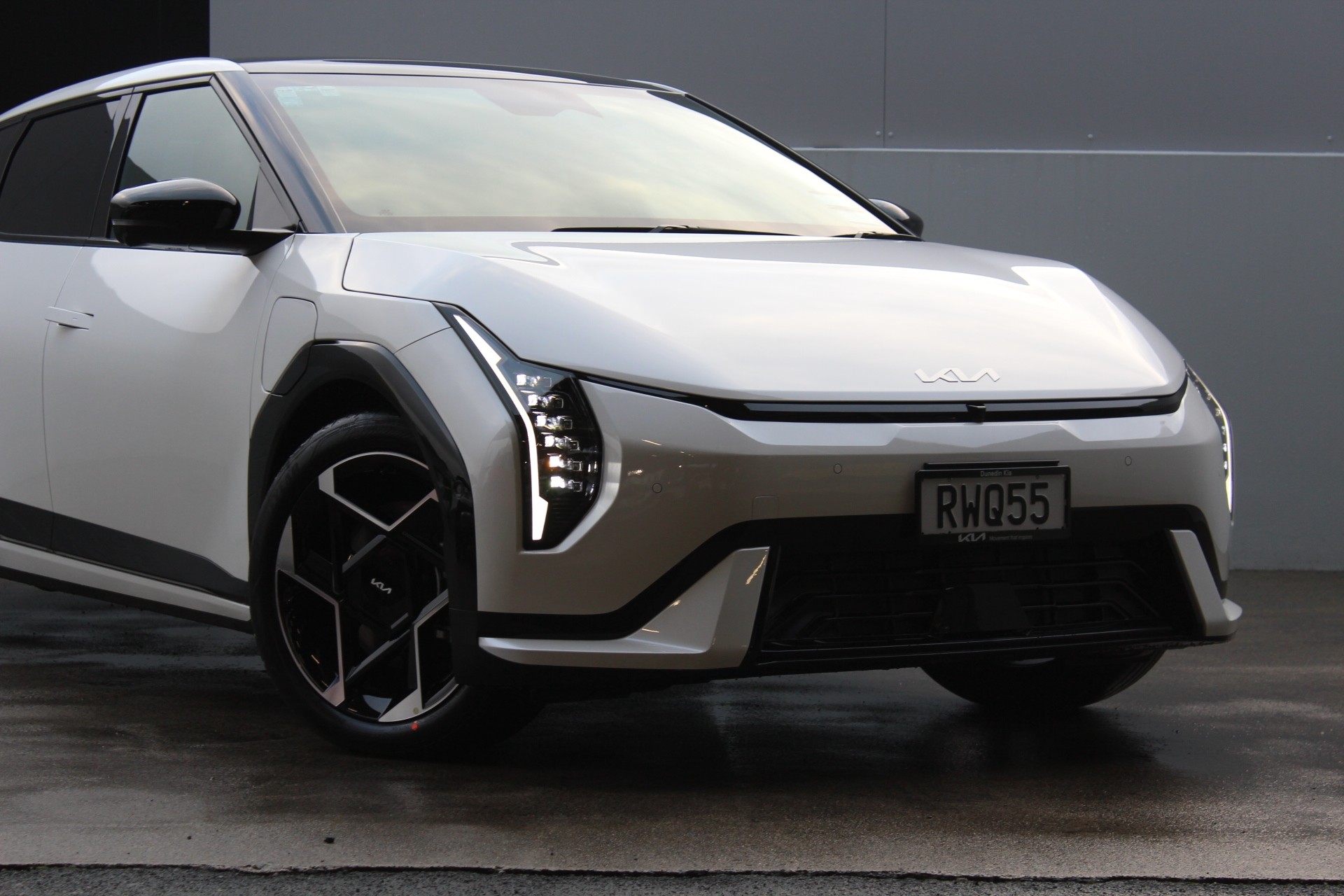 2026 Kia EV4 GT-Line 2WD LR Carousel 6