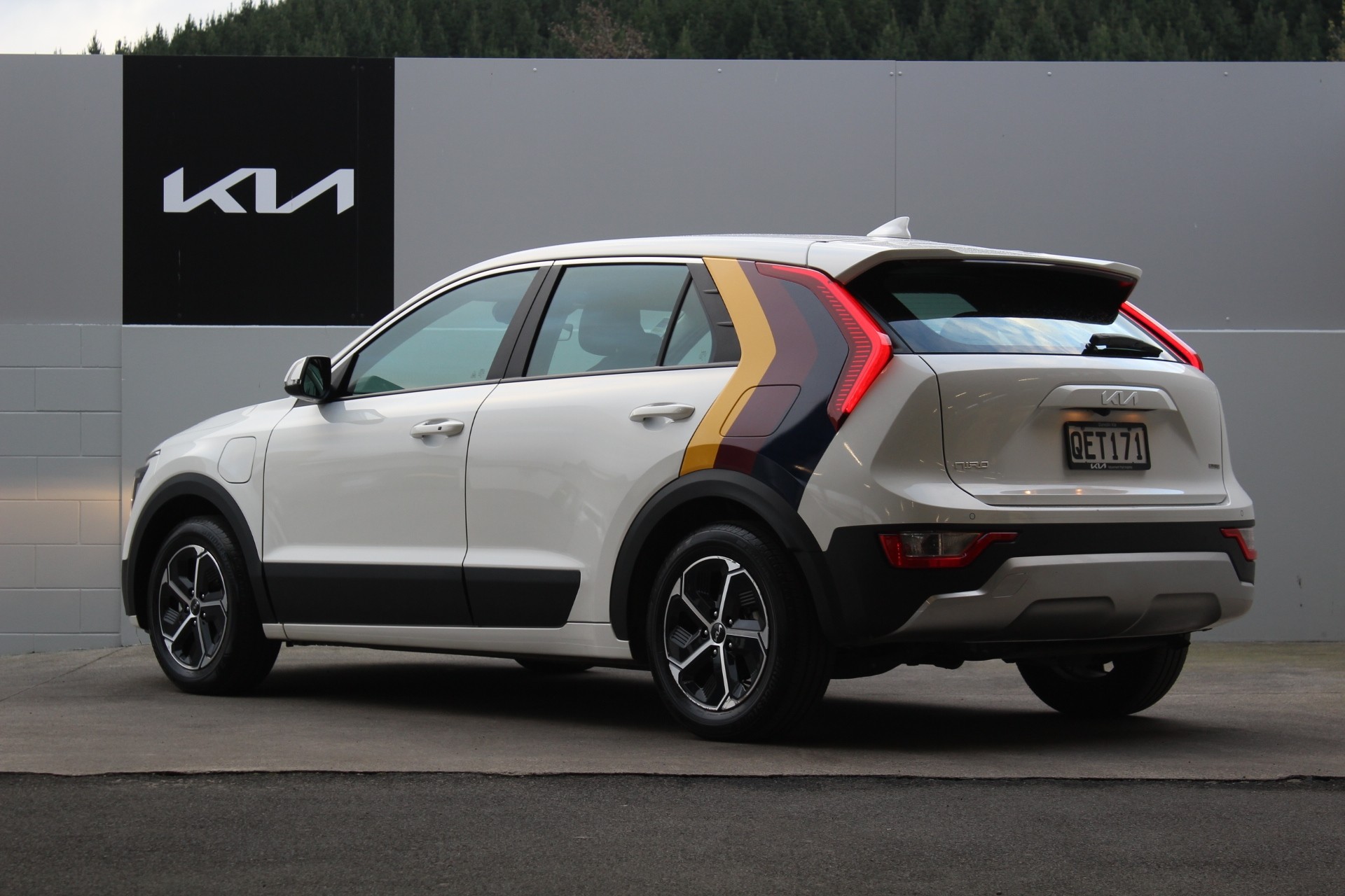 2023 Kia Niro PHEV Light 1.6L Carousel 5