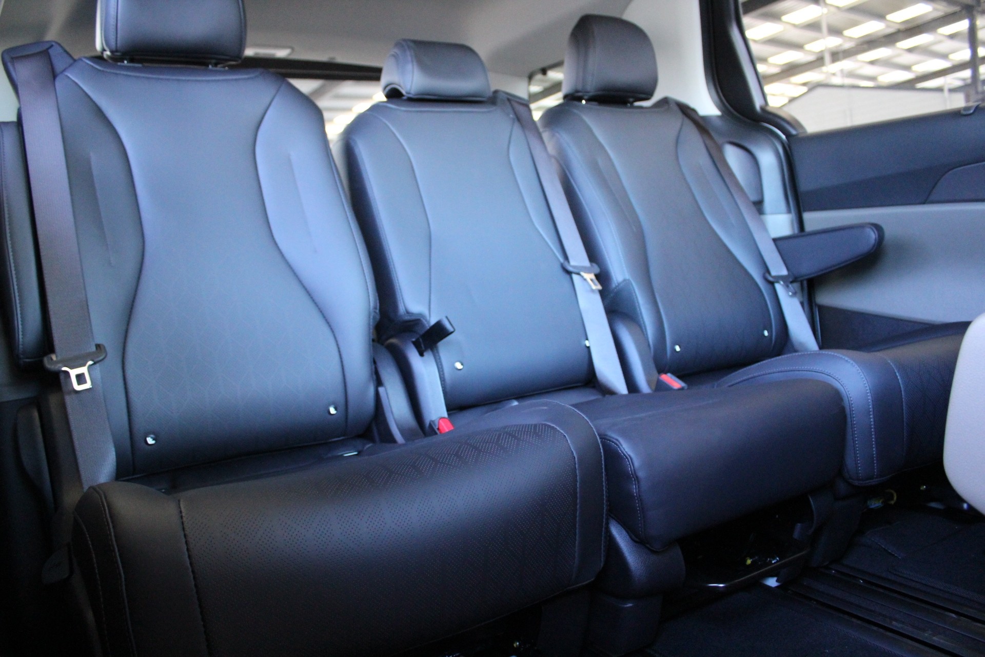 2026 Kia Carnival Water HEV 1.6 Turbo Petrol Carousel 16