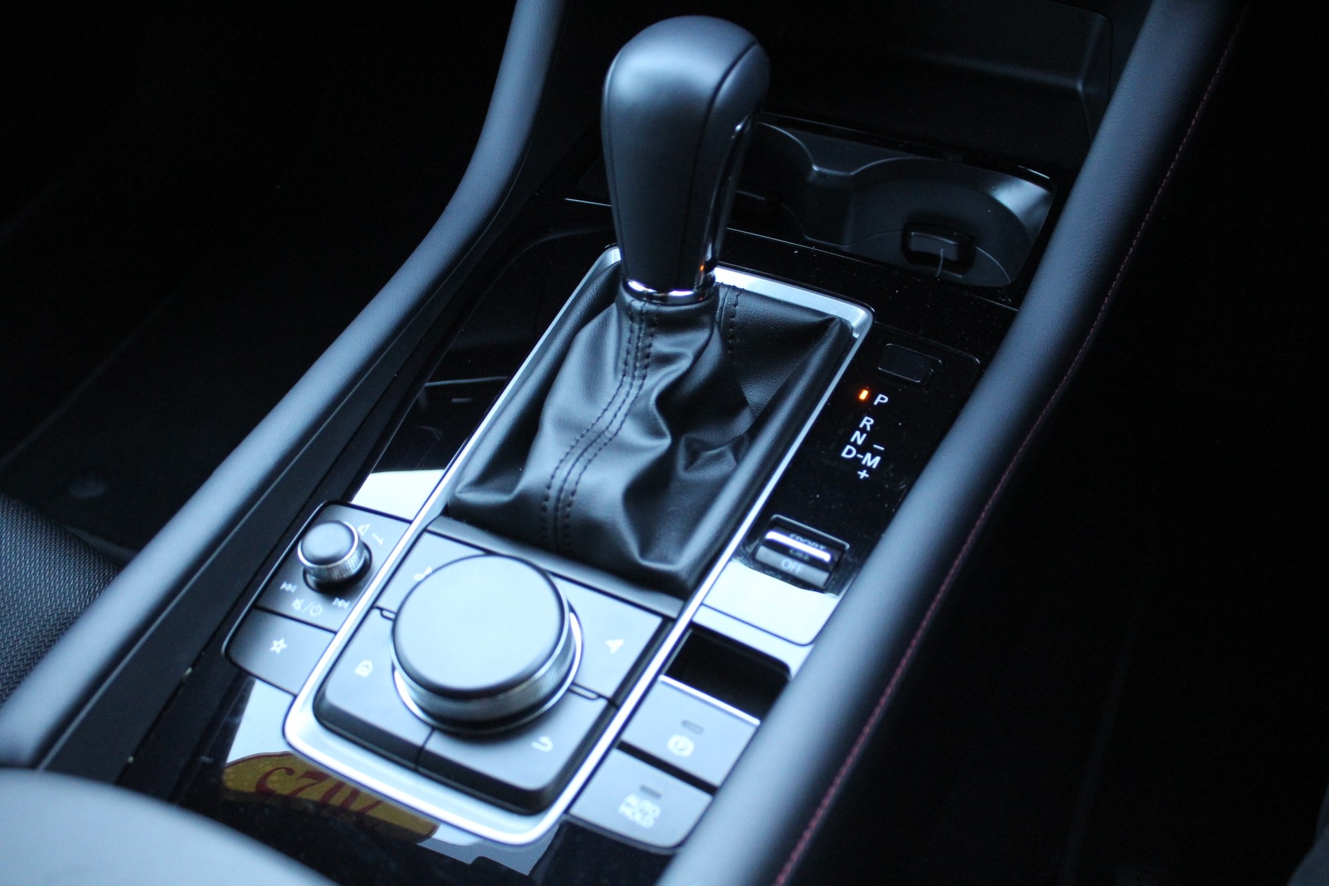 2025 Mazda 3 SP25 2.5 Auto Carousel 15