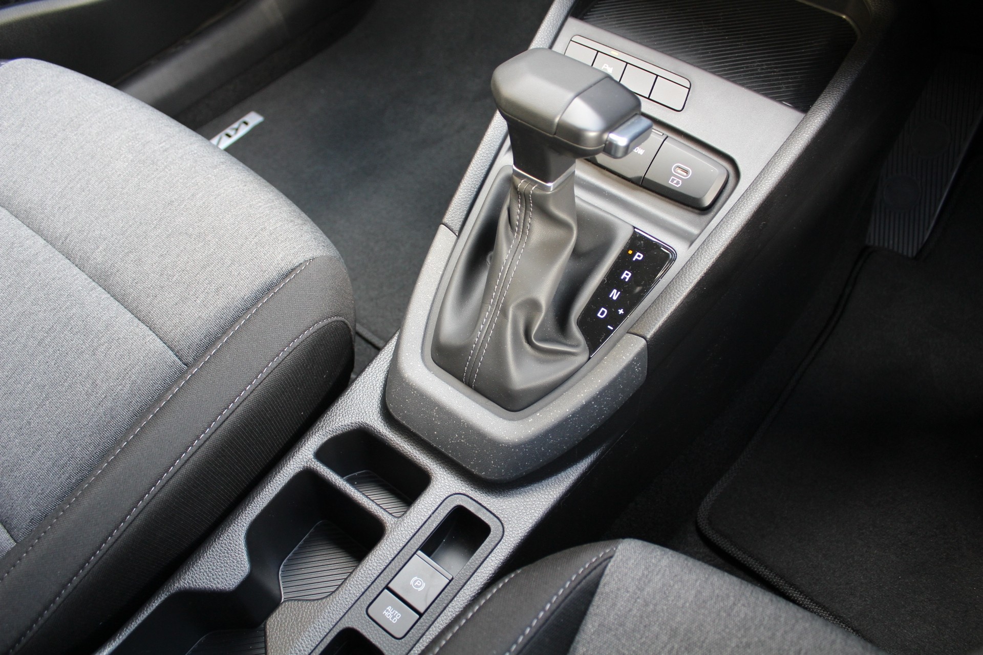 2026 Kia Stonic LX 1.0 Turbo Auto Carousel 15