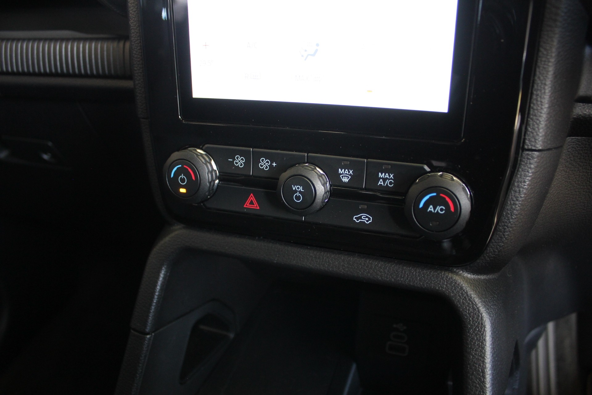 2023 Ford Ranger XLT 2.0 Turbo Diesel 2WD Carousel 11