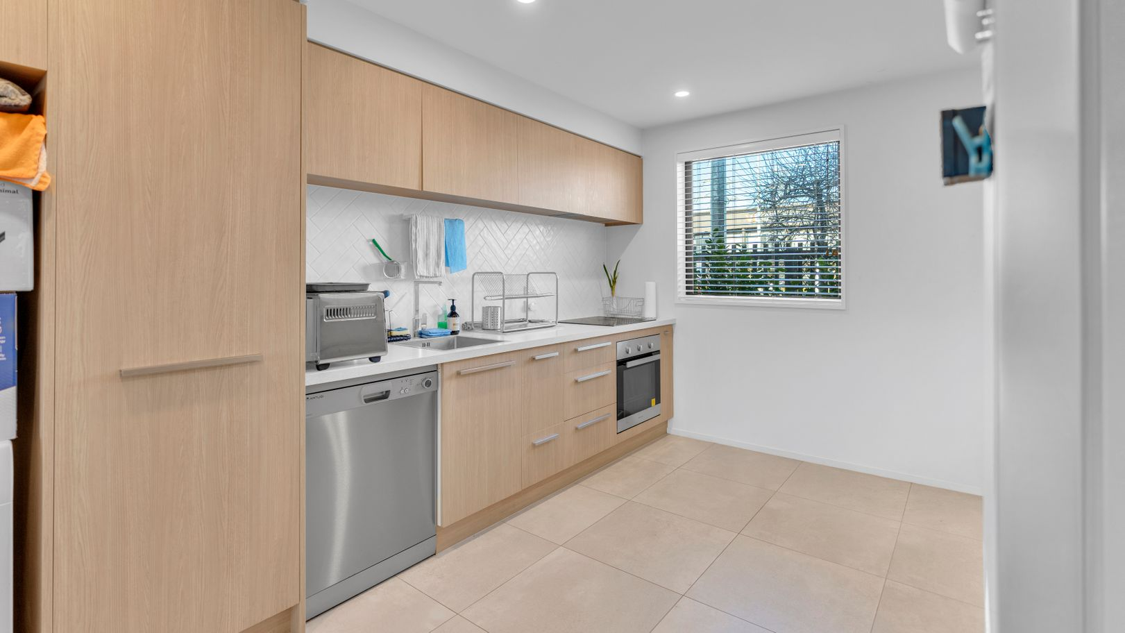 116a Blenheim Road, Riccarton, NZ Carousel 1