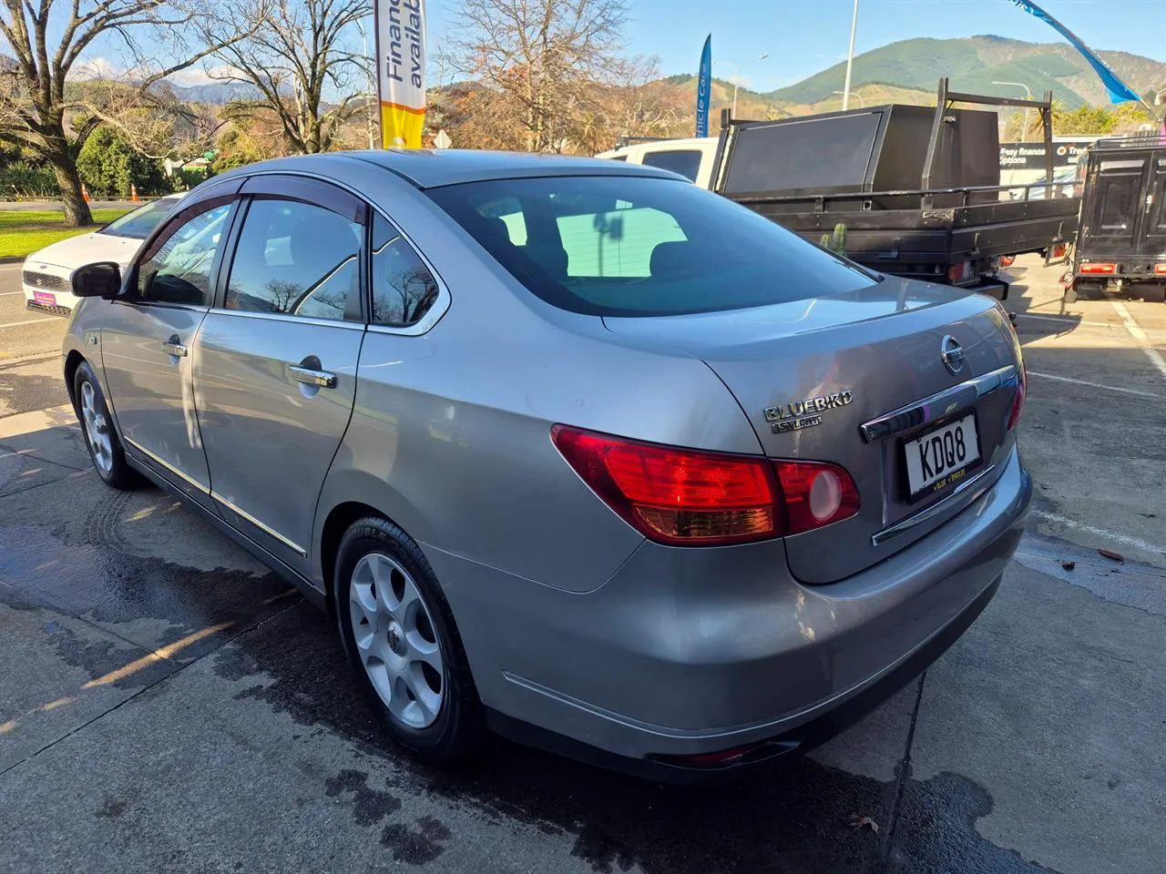 2006 Nissan Bluebird SYLPHY Carousel 6