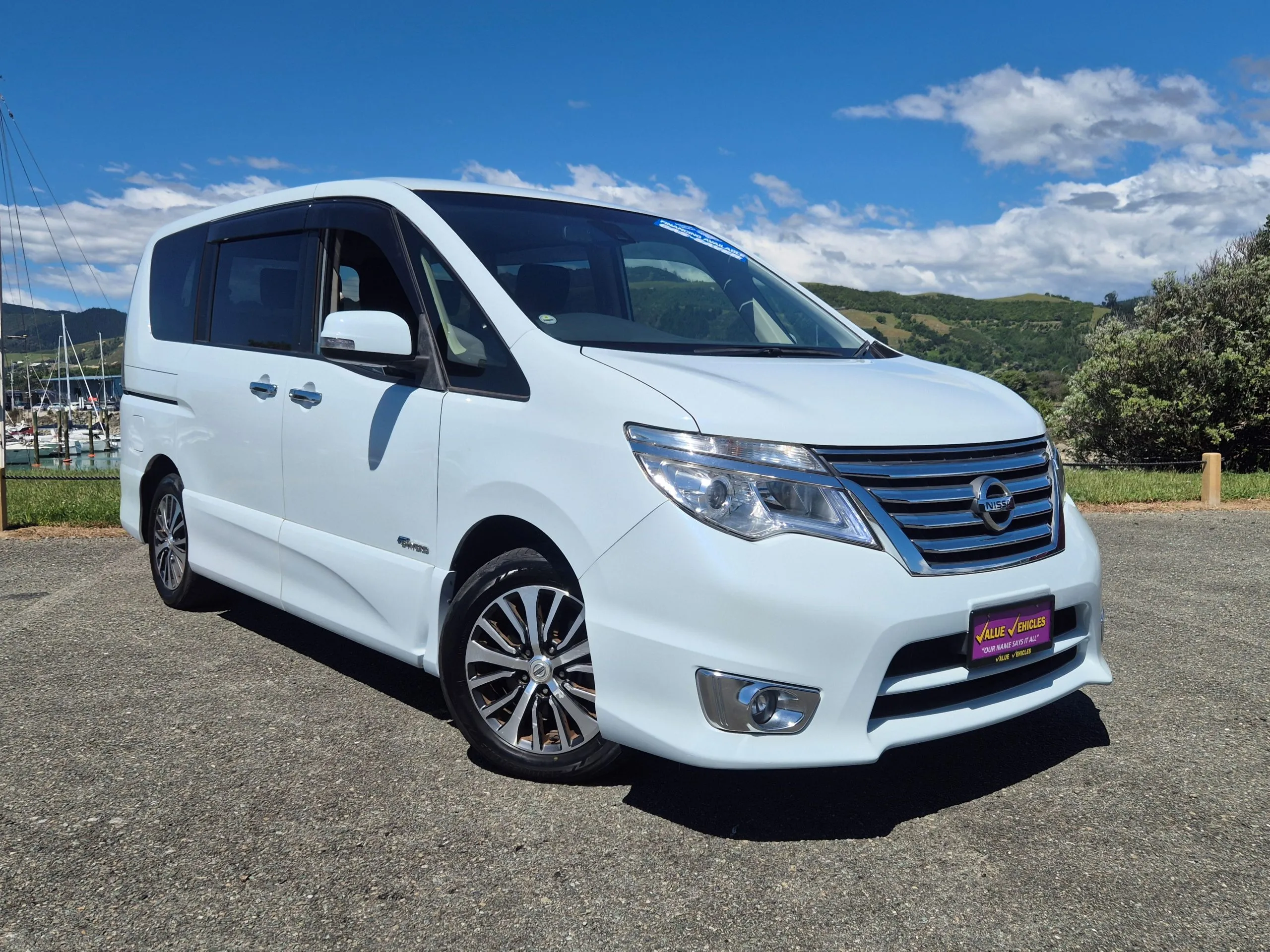 2015 Nissan Serena Highway Star S-HYBRID