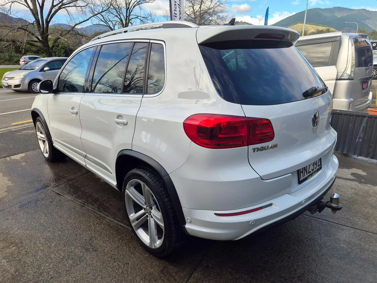 2014 Volkswagen Tiguan TSI132KW 2.0P4WD7A Carousel 5