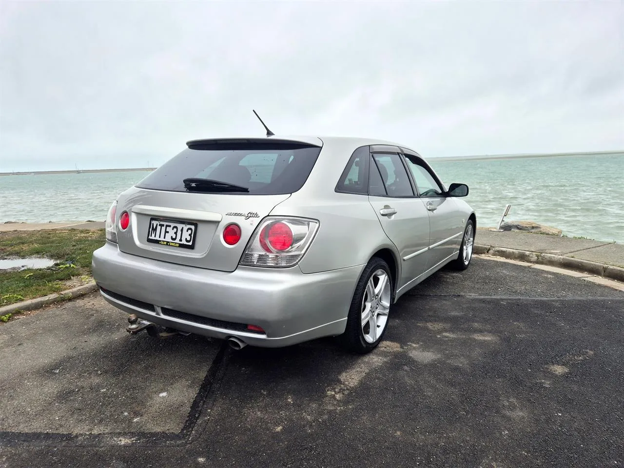 2001 Toyota Altezza Gita 2JZ AWD Carousel 6