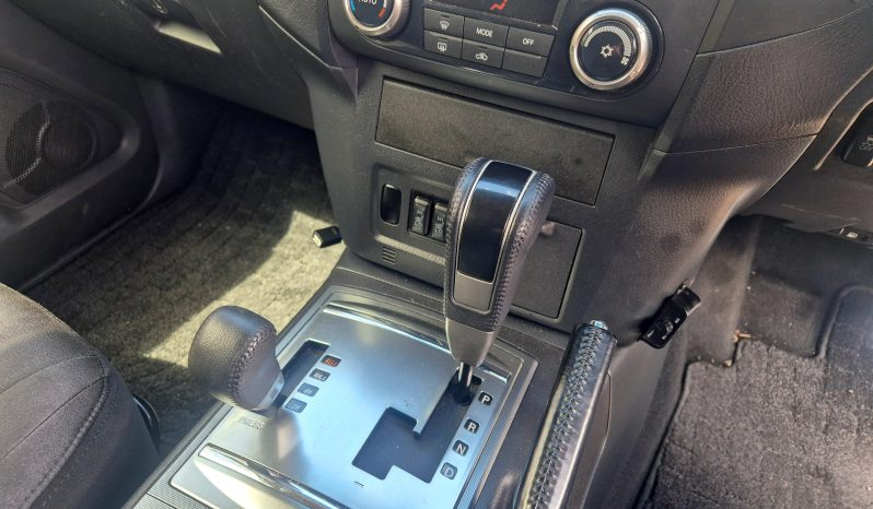 2013 Mitsubishi Pajero 3.2TD 4×4 Hi/Low SWB Carousel 7