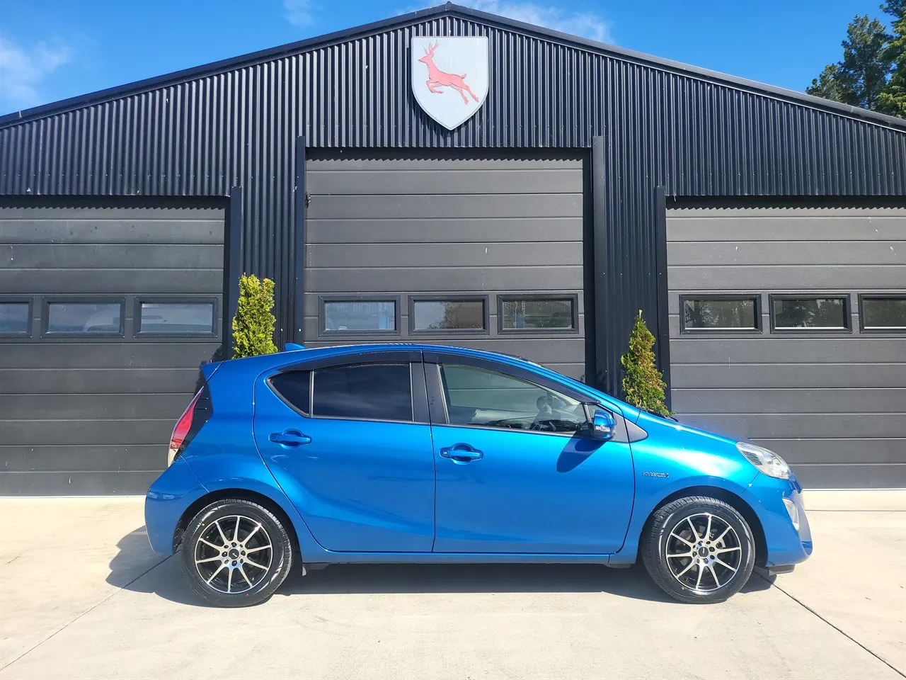 2016 Toyota AQUA S Model - Hybrid Carousel 4
