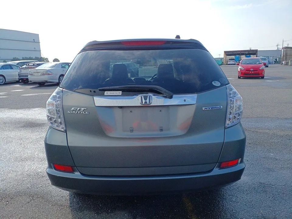 2012 Honda Fit SHUTTLE HYBRID Carousel 3